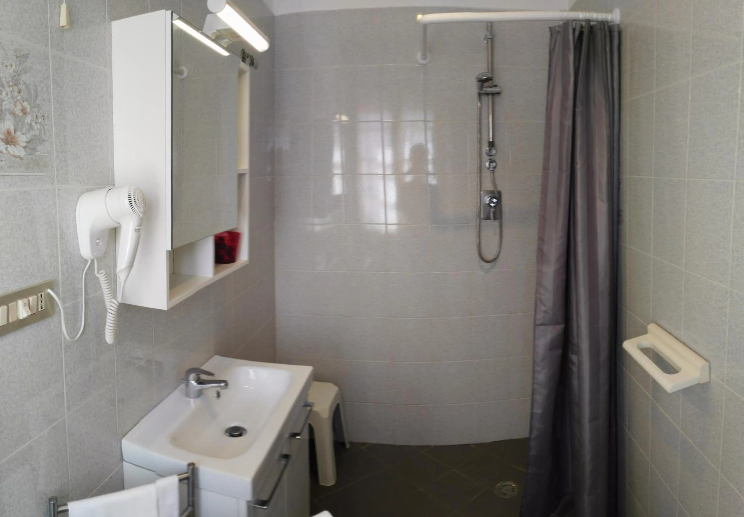 Bathroom in Residence Hotel Vittoria