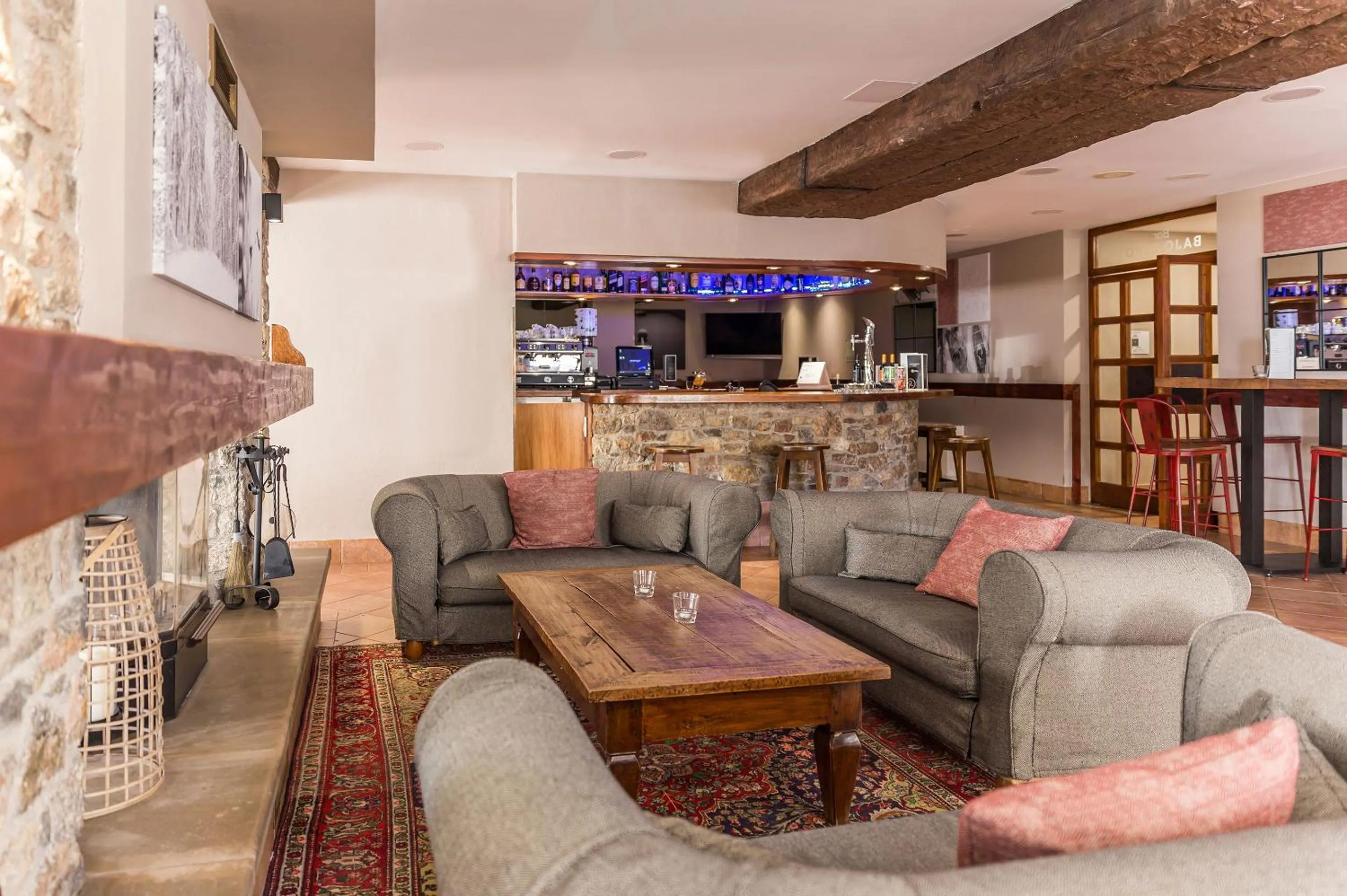 Lounge or bar in Hotel Grand Pas by Nexta