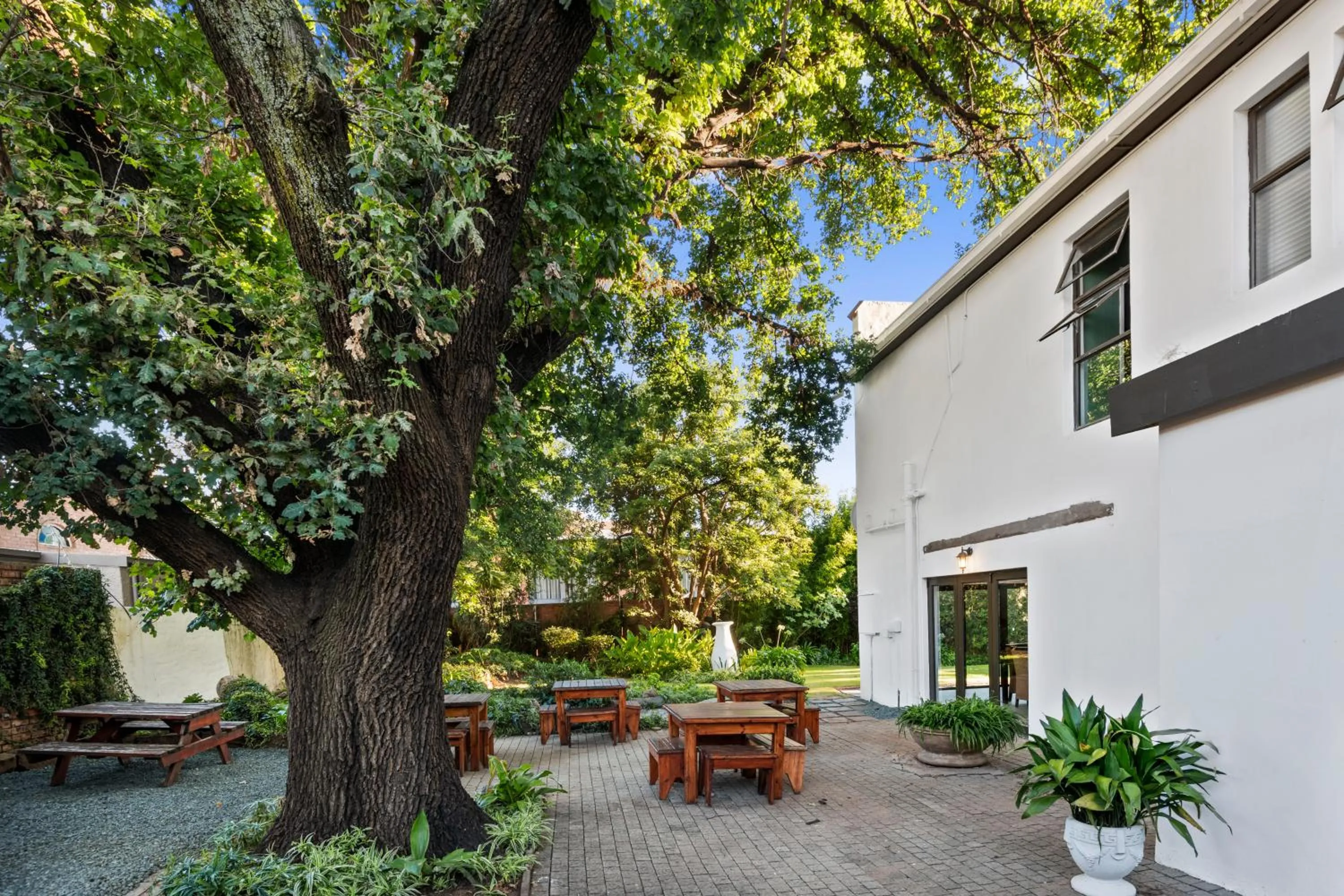 Garden in De Akker Guest House