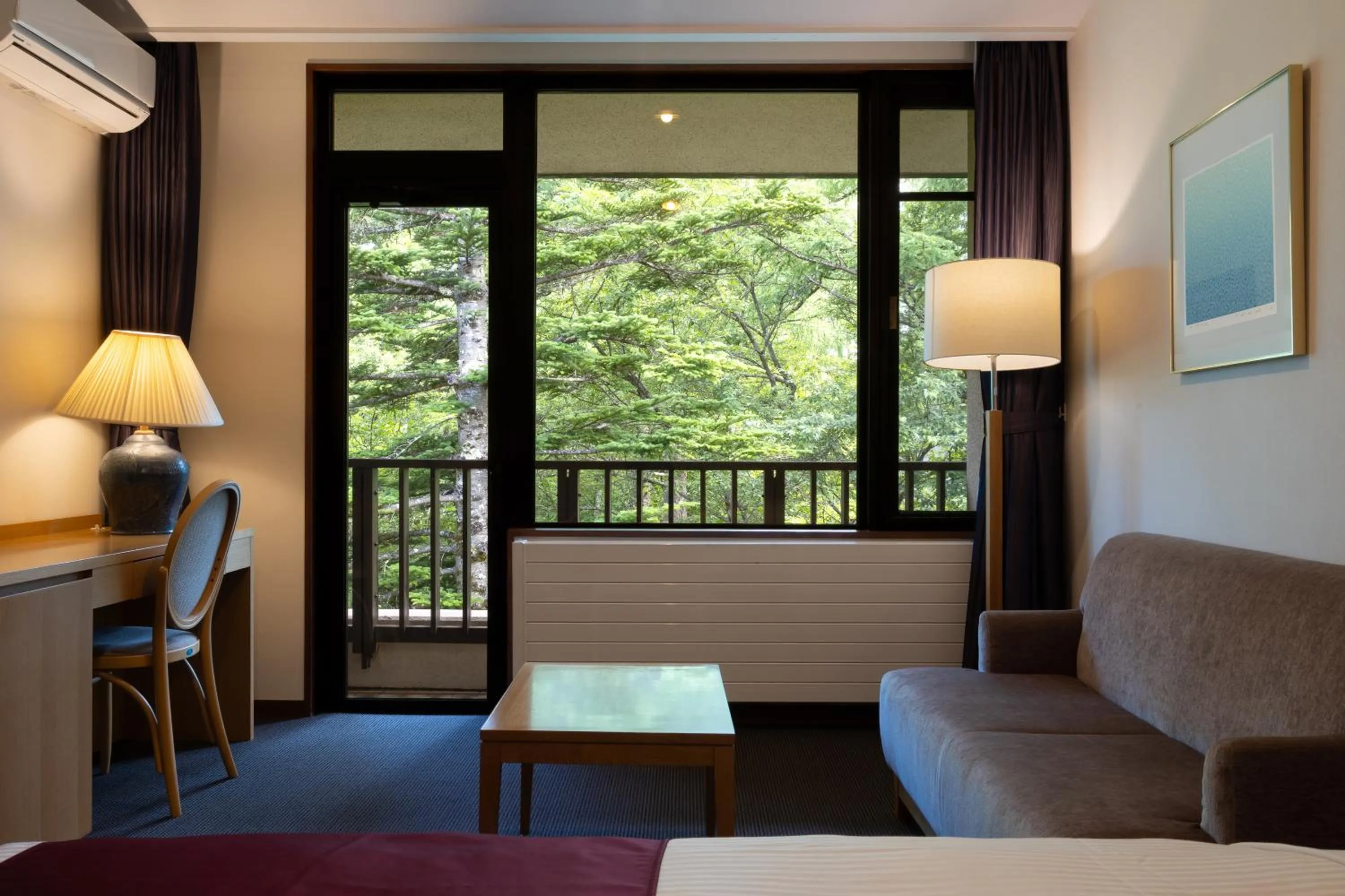 Photo of the whole room, Bed in Yatsugatake Kogen Lodge