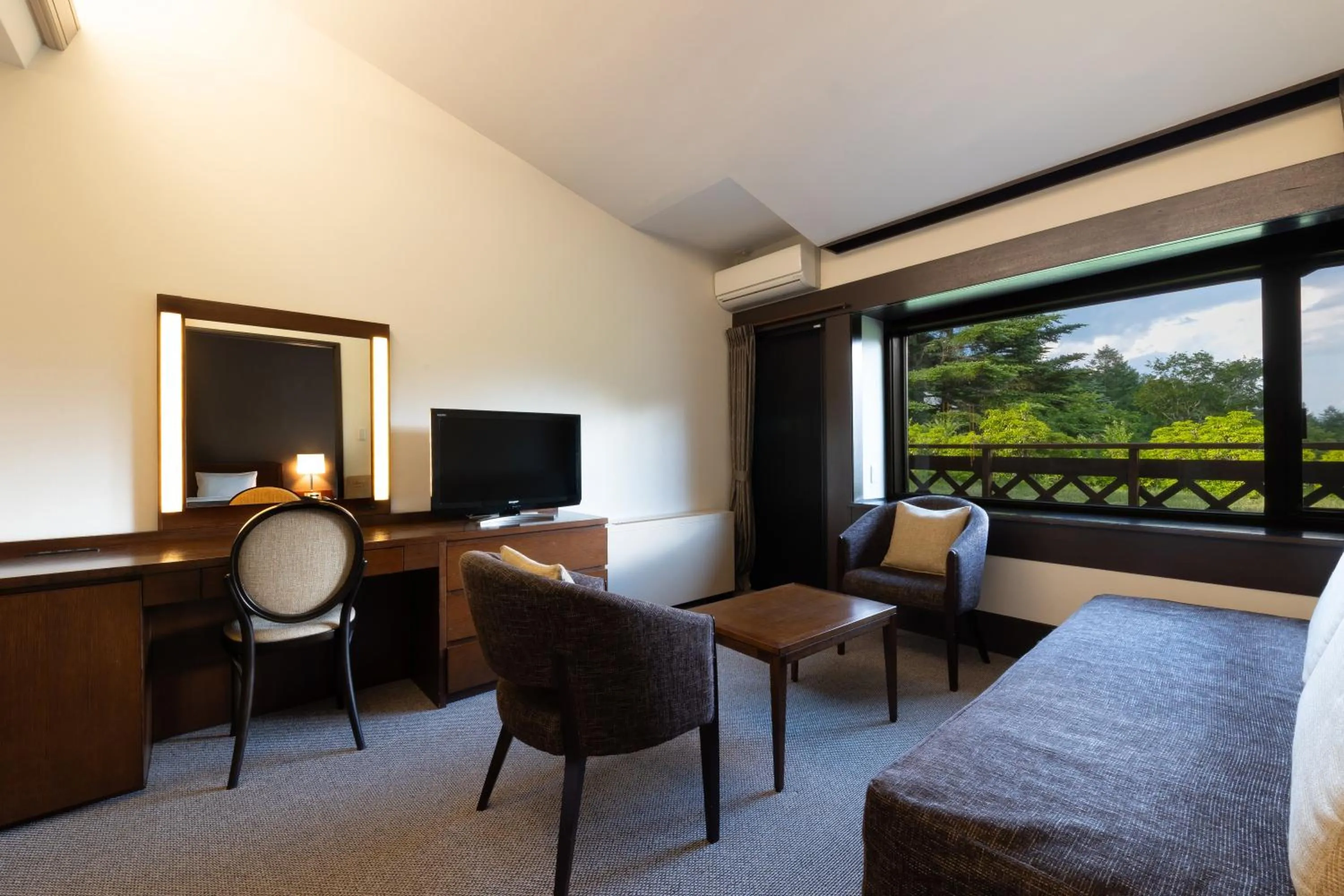 Living room in Yatsugatake Kogen Lodge