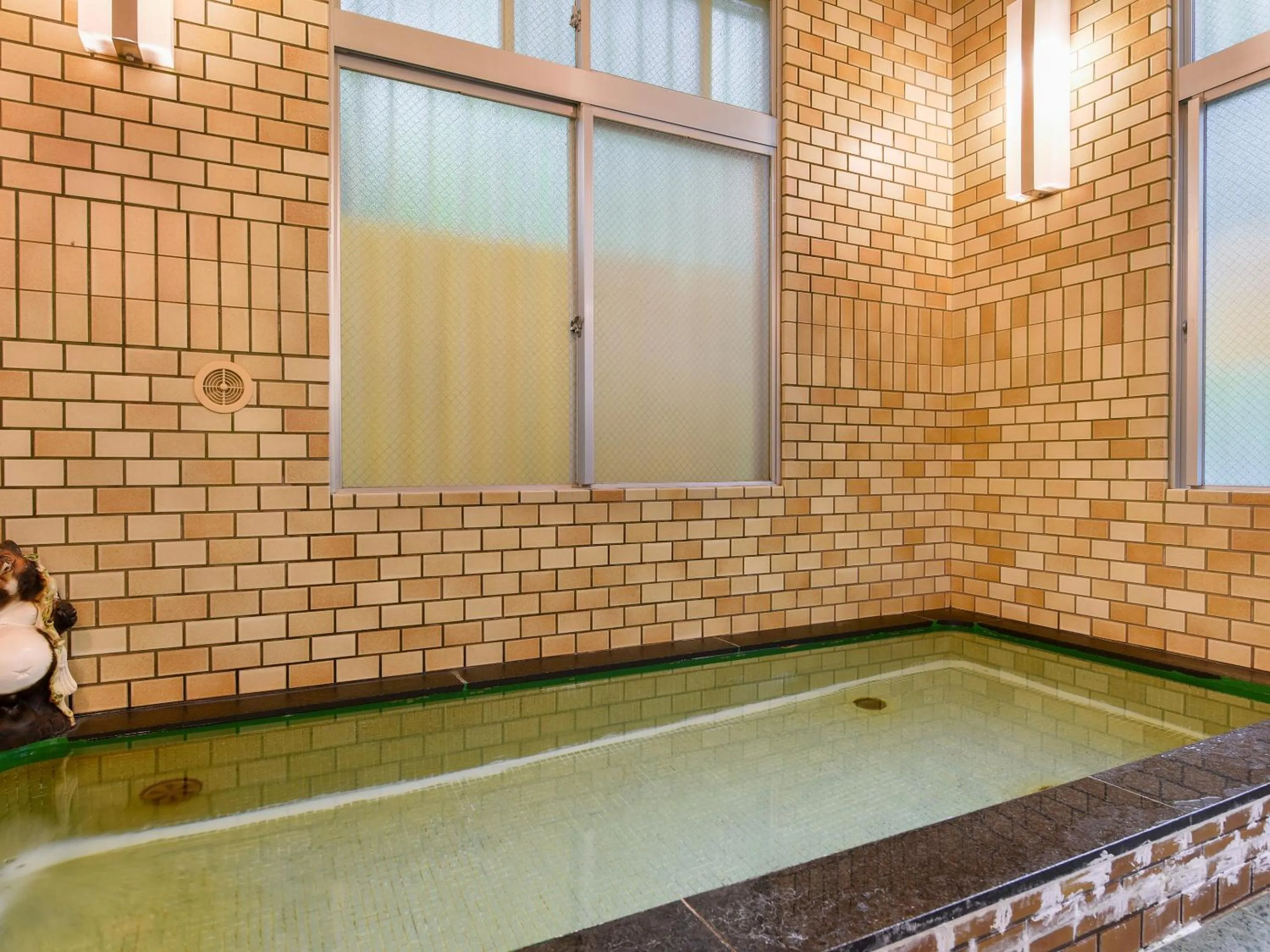 Public Bath in Kageyu