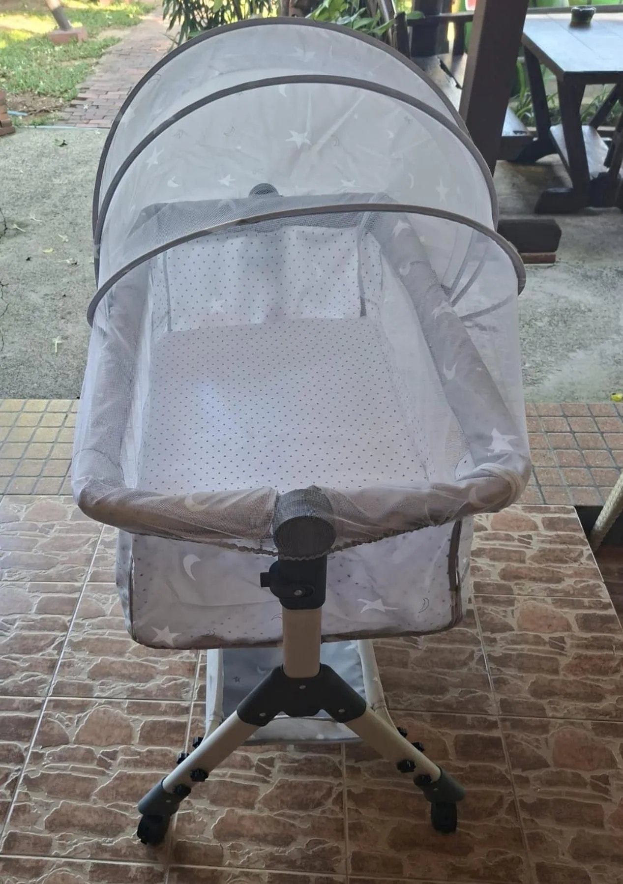 cot in Bee Nat Garden Resort