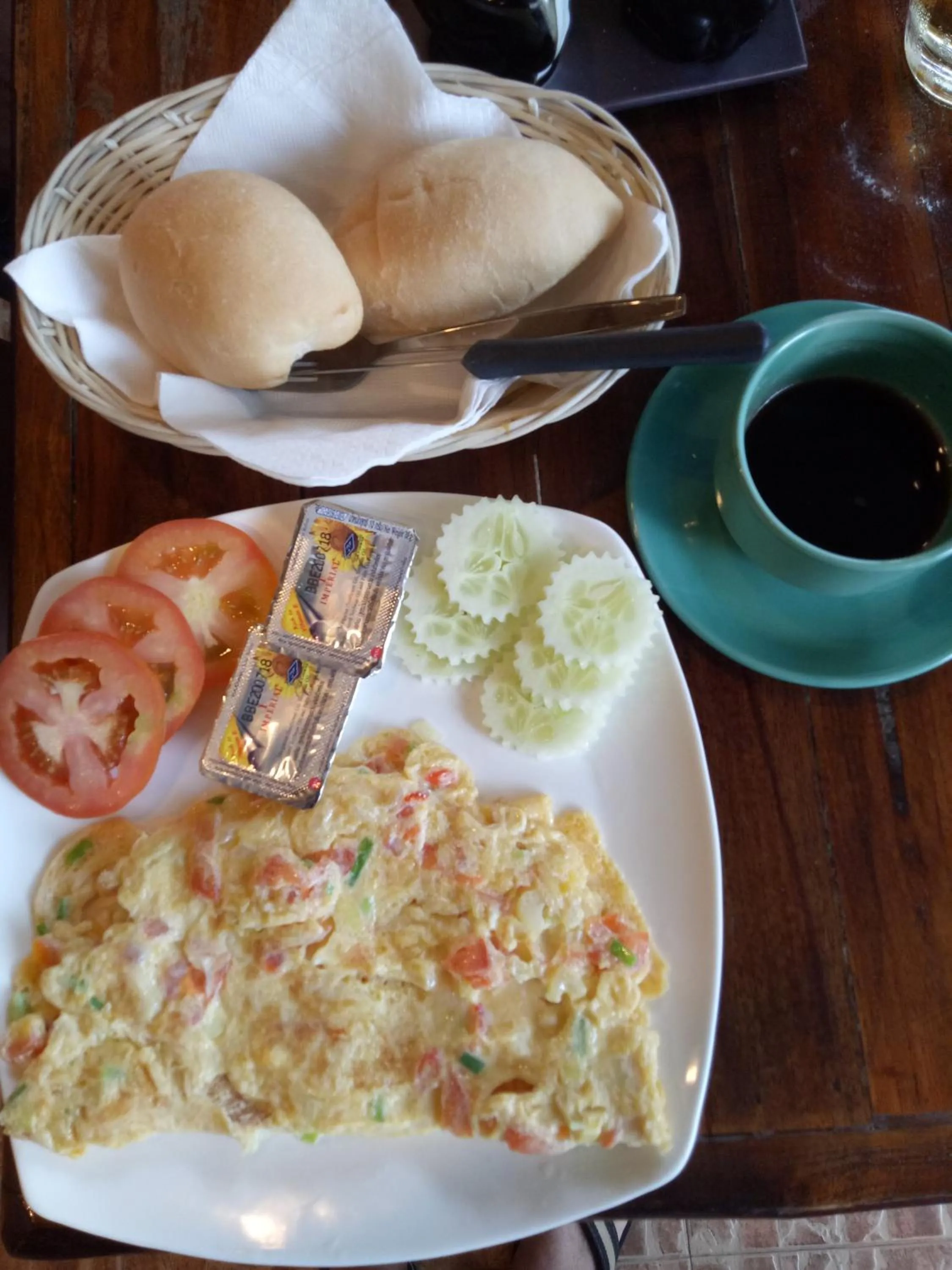 Breakfast in Bee Nat Garden Resort