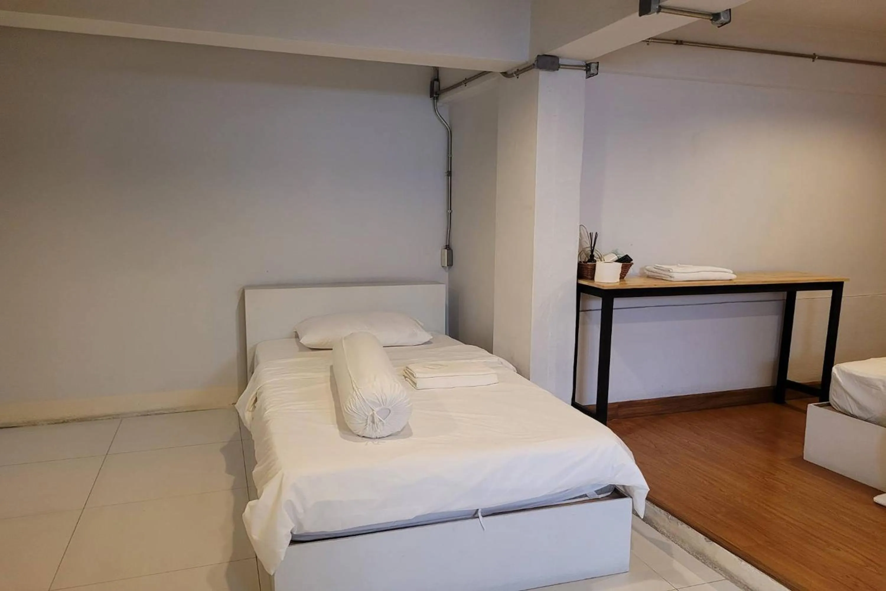 Bedroom, Bed in ASAYA House