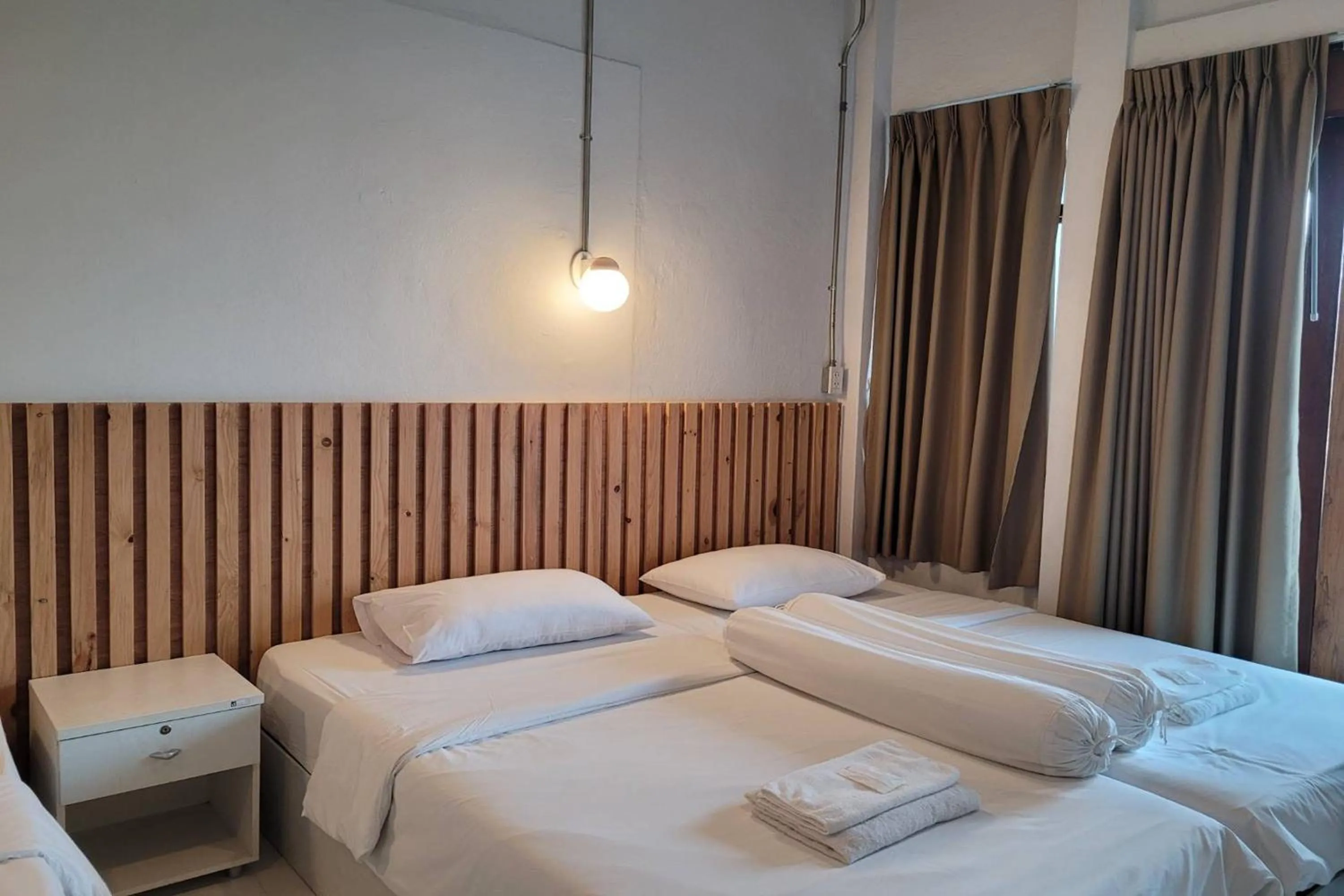 Bedroom, Bed in ASAYA House