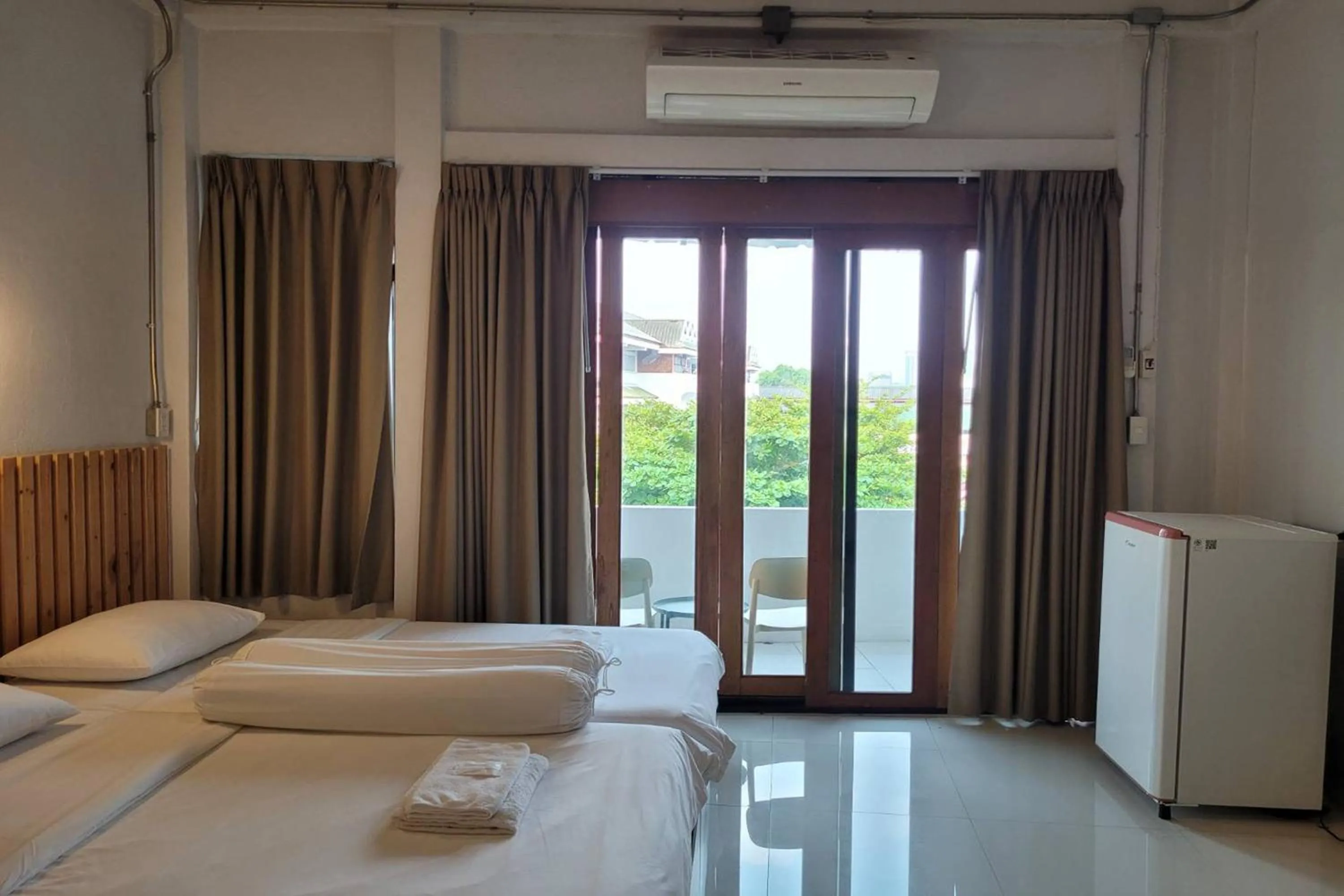 Bedroom, Bed in ASAYA House