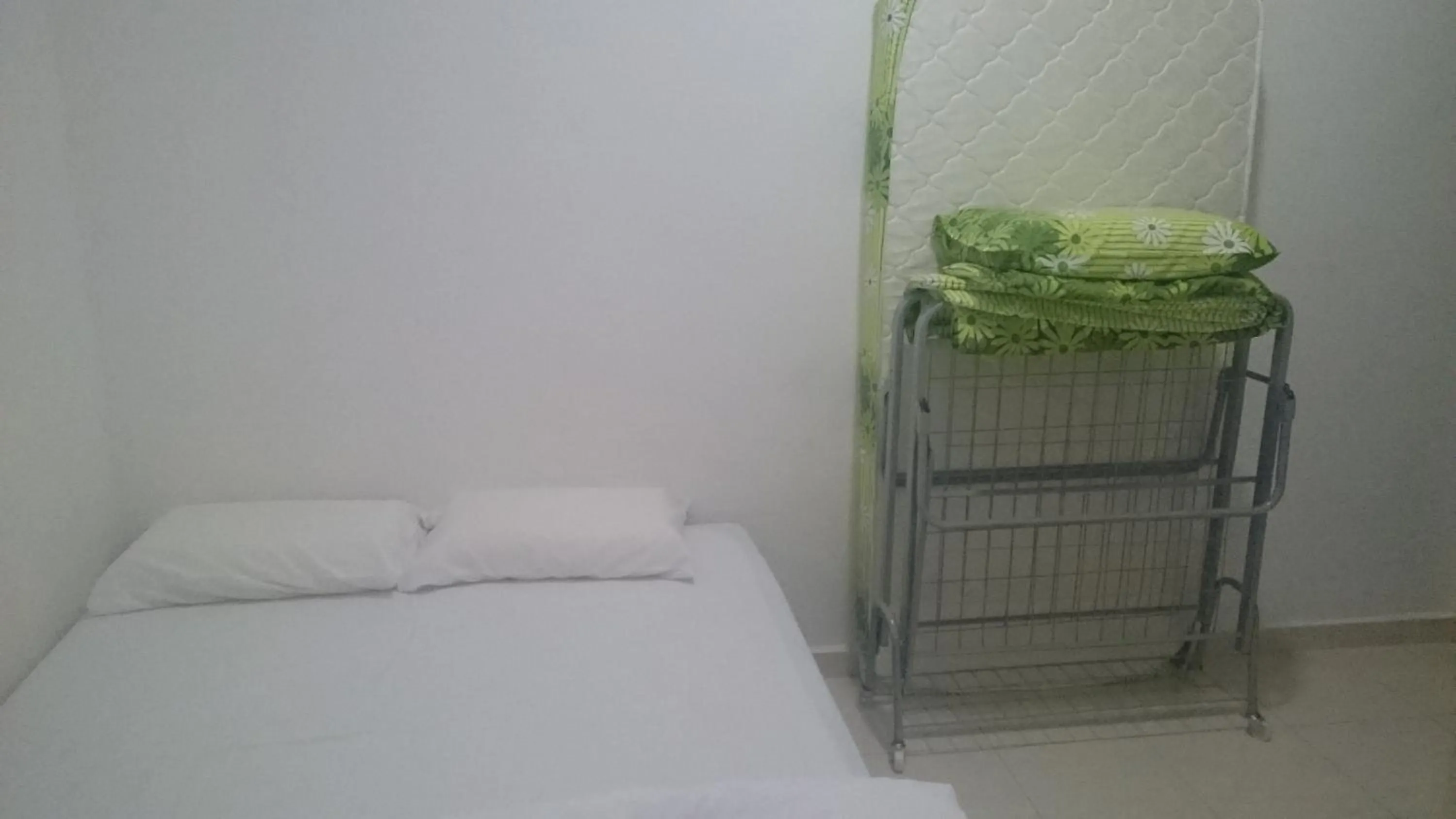 bunk bed, Bed in Axis Hotel