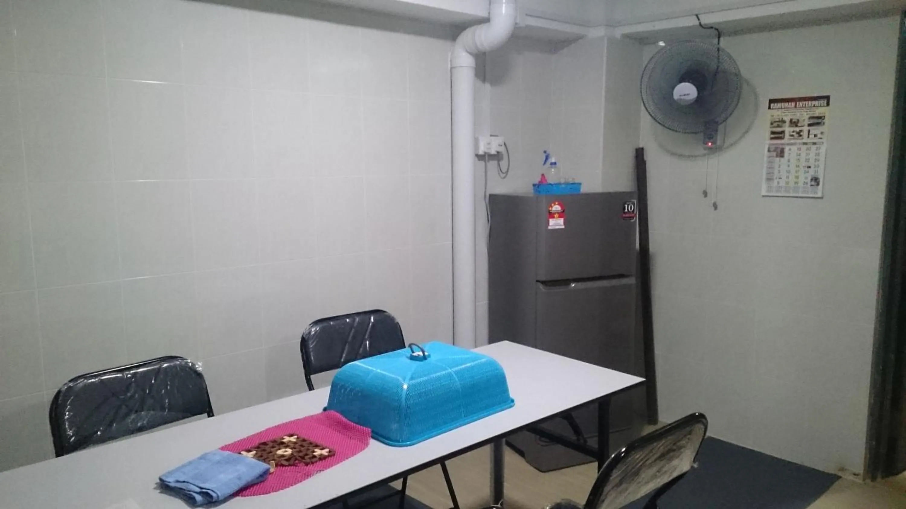 Communal kitchen in Axis Hotel