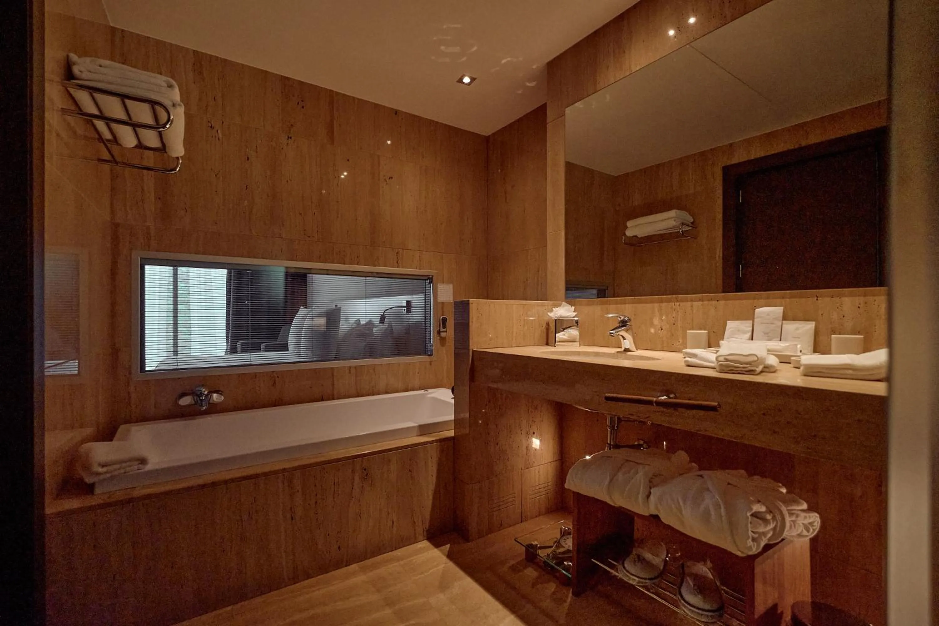 Bathroom in Andorra Park Hotel