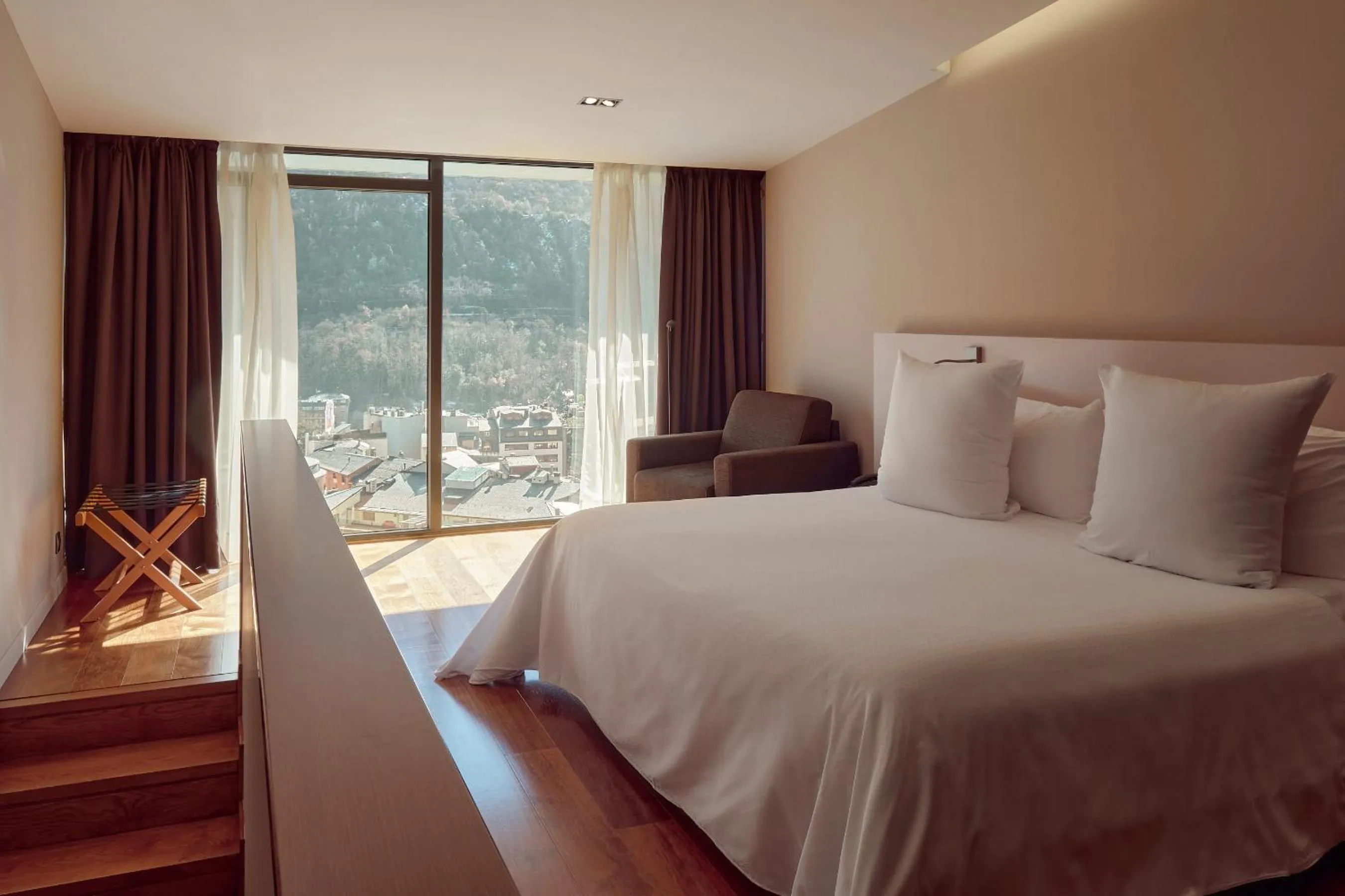View (from property/room), Bed in Andorra Park Hotel