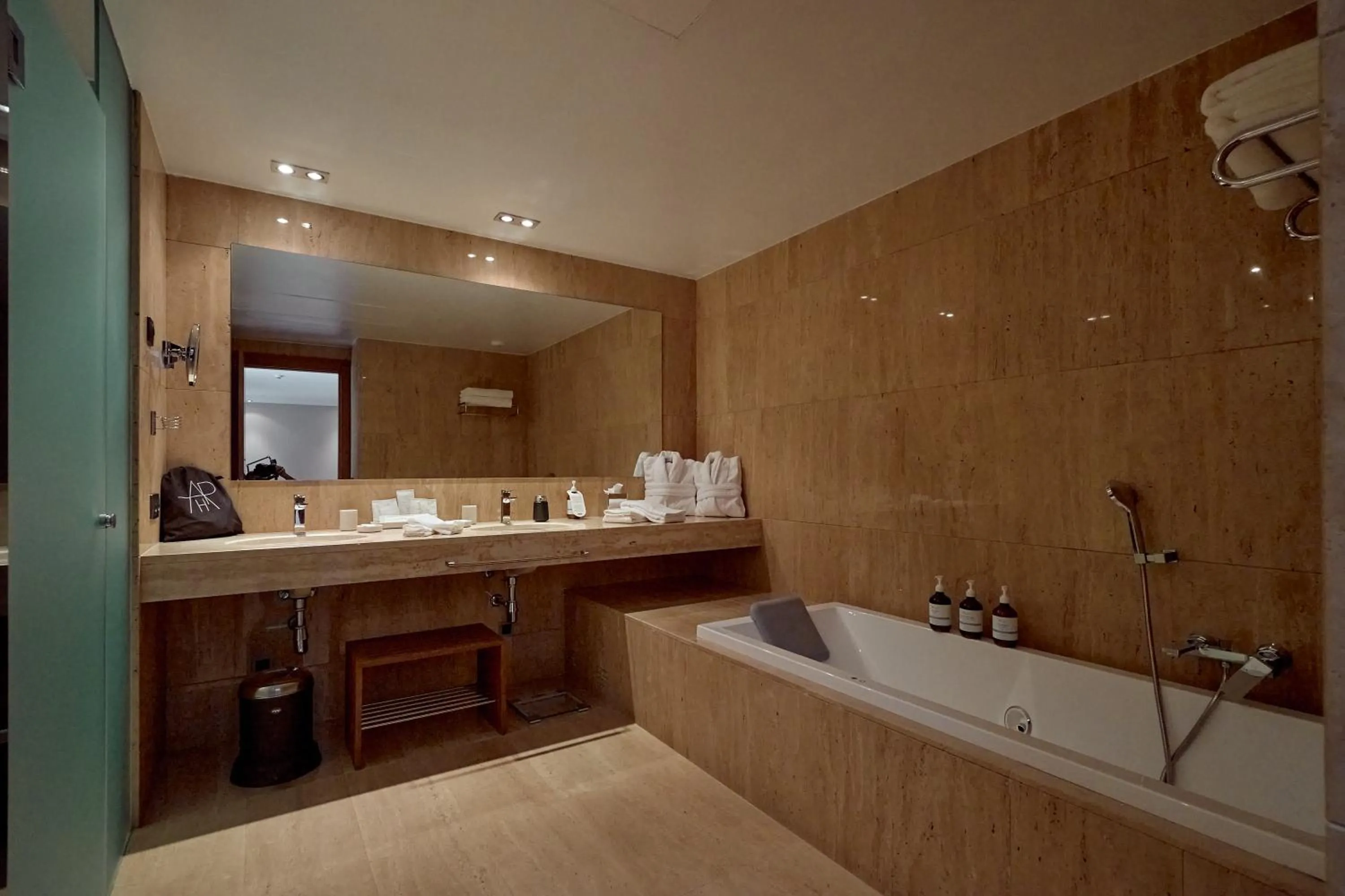 Hot Tub in Andorra Park Hotel