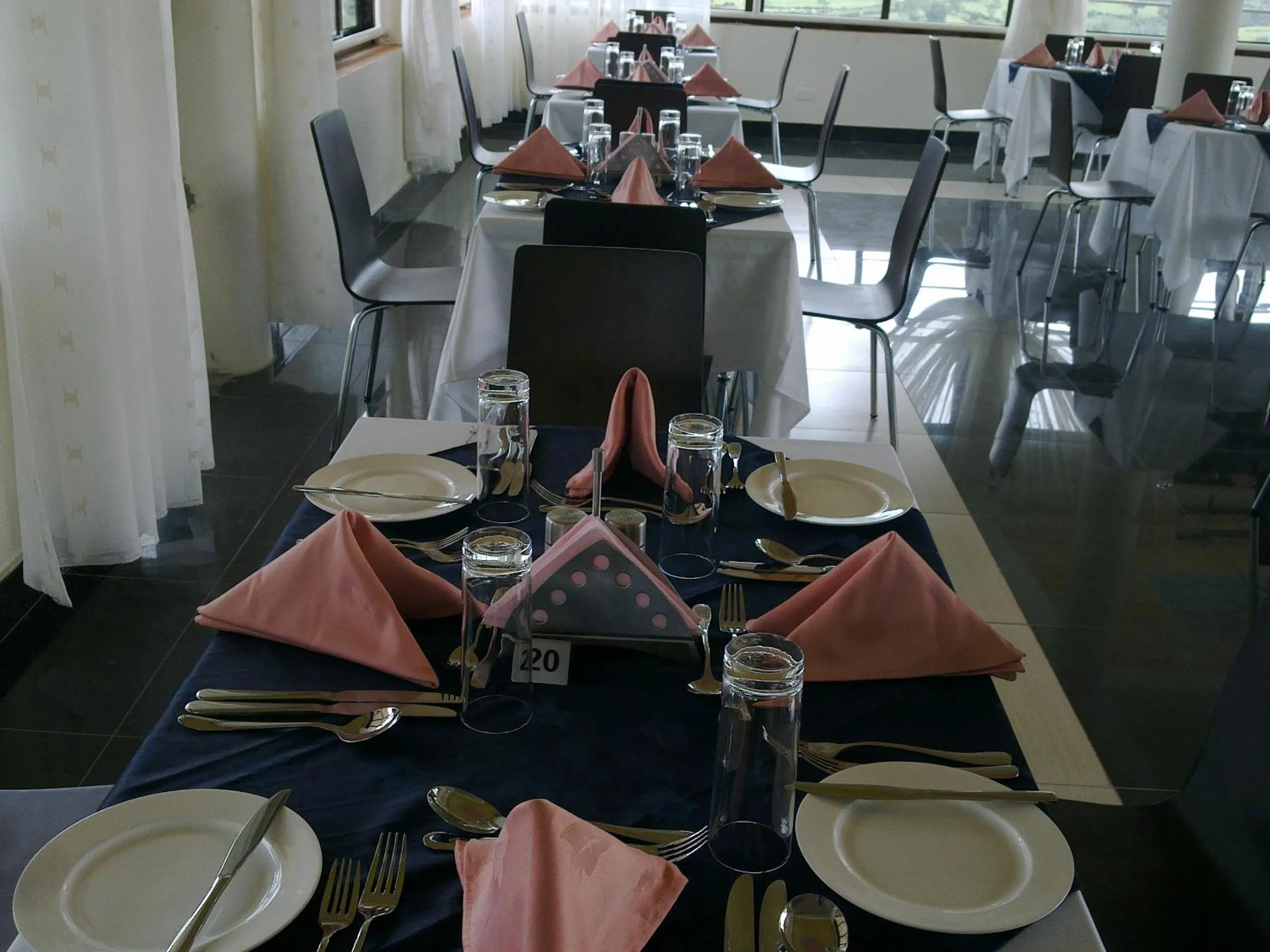 Restaurant/places to eat in The Crested Crane Bwindi Hotel