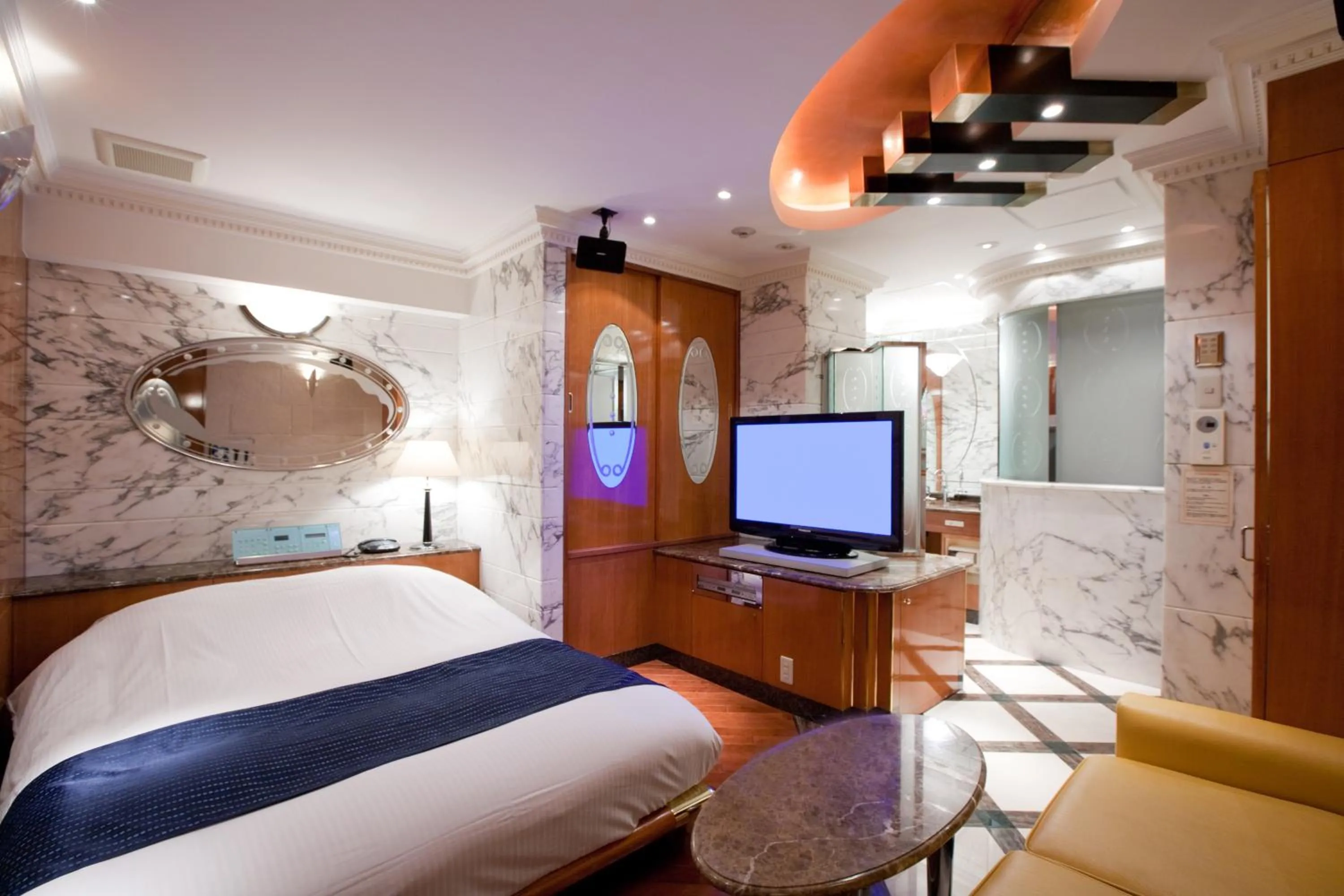 Photo of the whole room, Bed in HOTEL & SPA J-MEX Shinjuku Kabukicho (Adult Only)