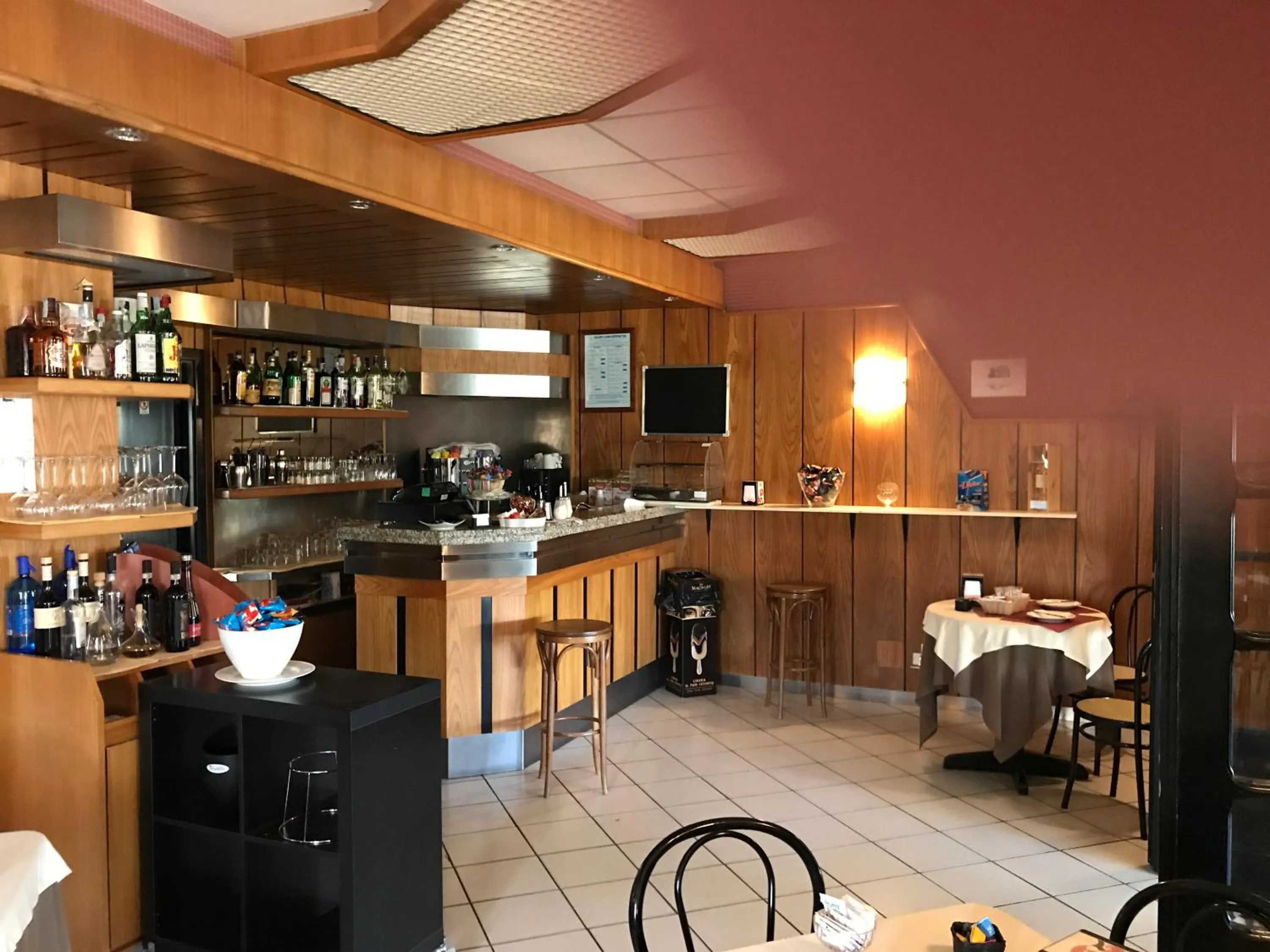 Restaurant/Places to Eat in Albergo Rispescia