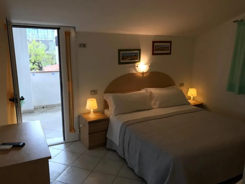 Bed in Albergo Rispescia