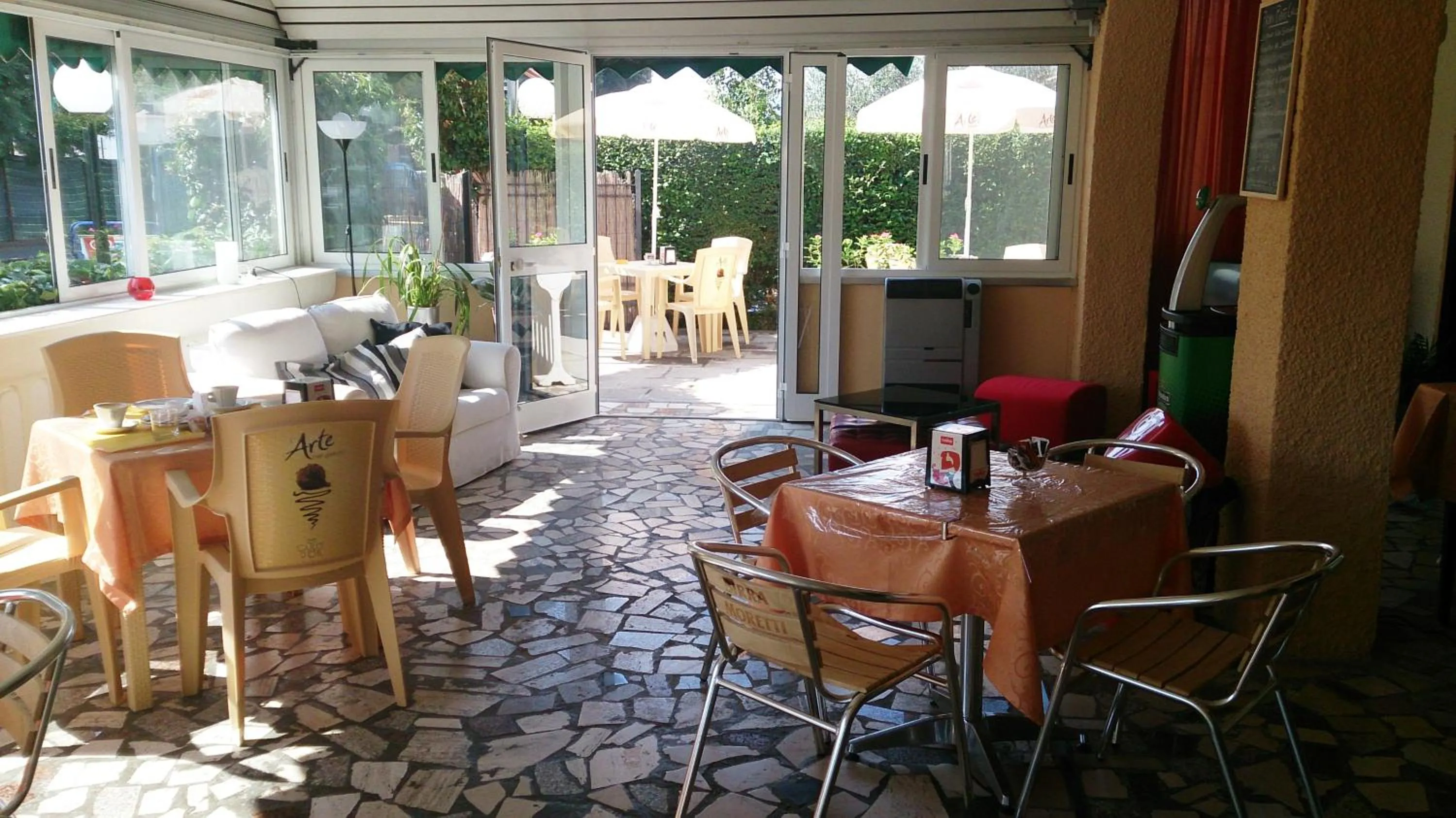 Balcony/Terrace, Restaurant/Places to Eat in Albergo Rispescia