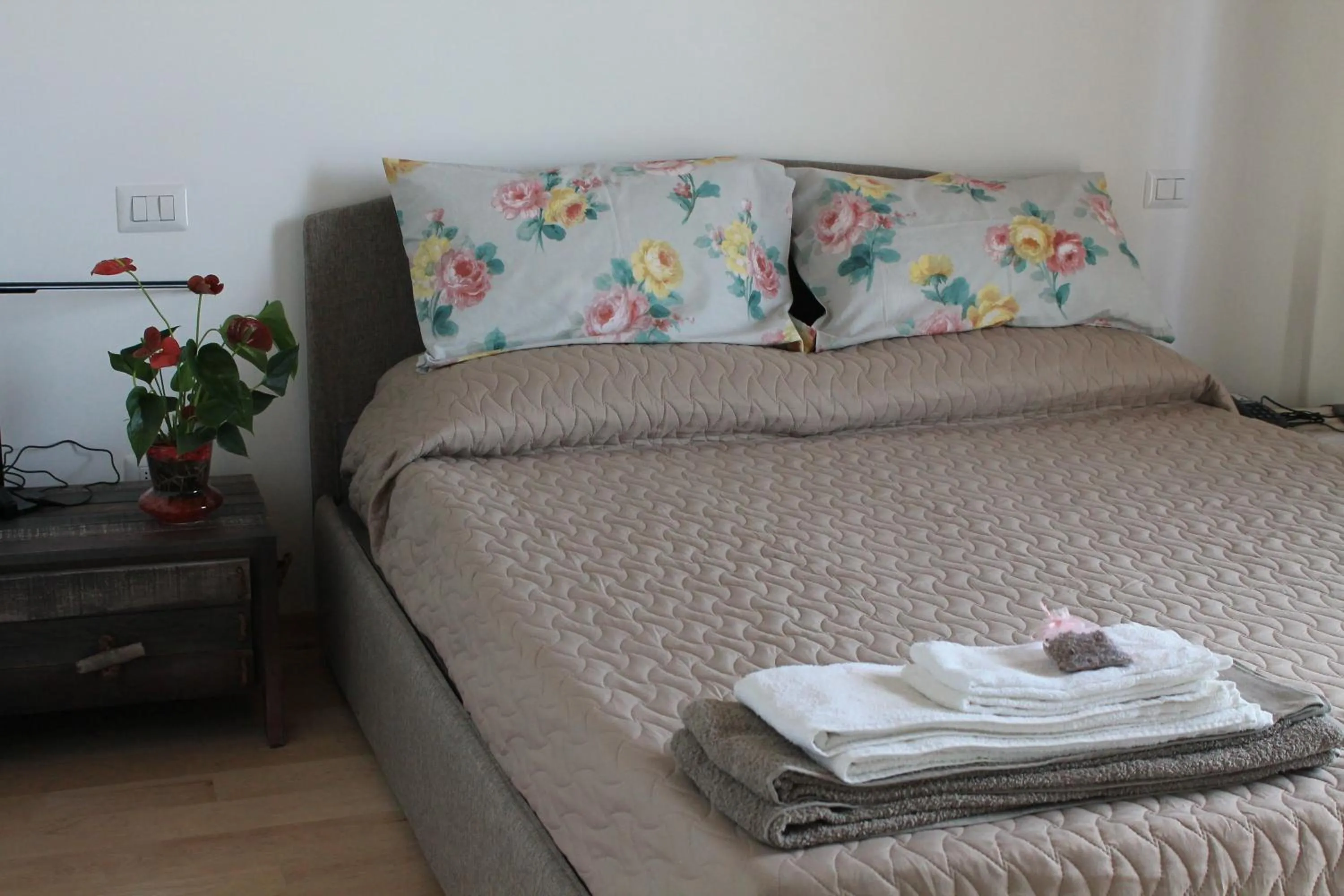 Photo of the whole room, Bed in Country House Erba Regina