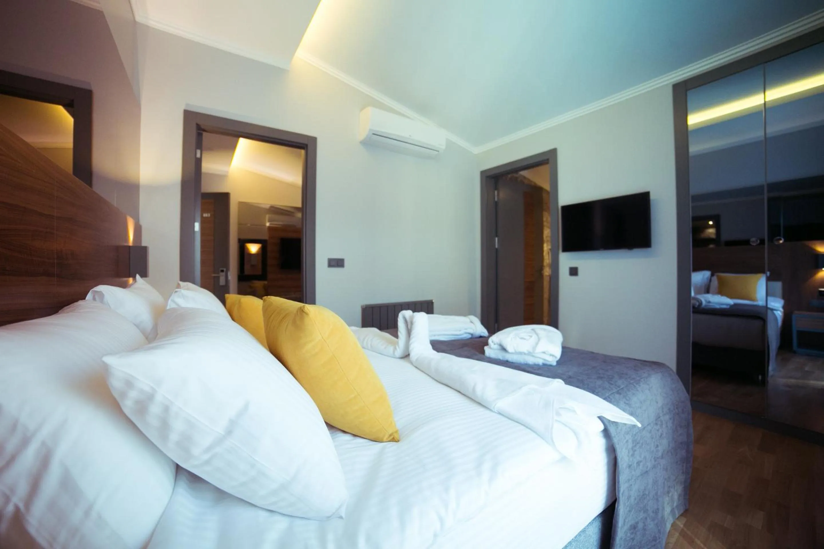 Other in Ankacity Suit Flat