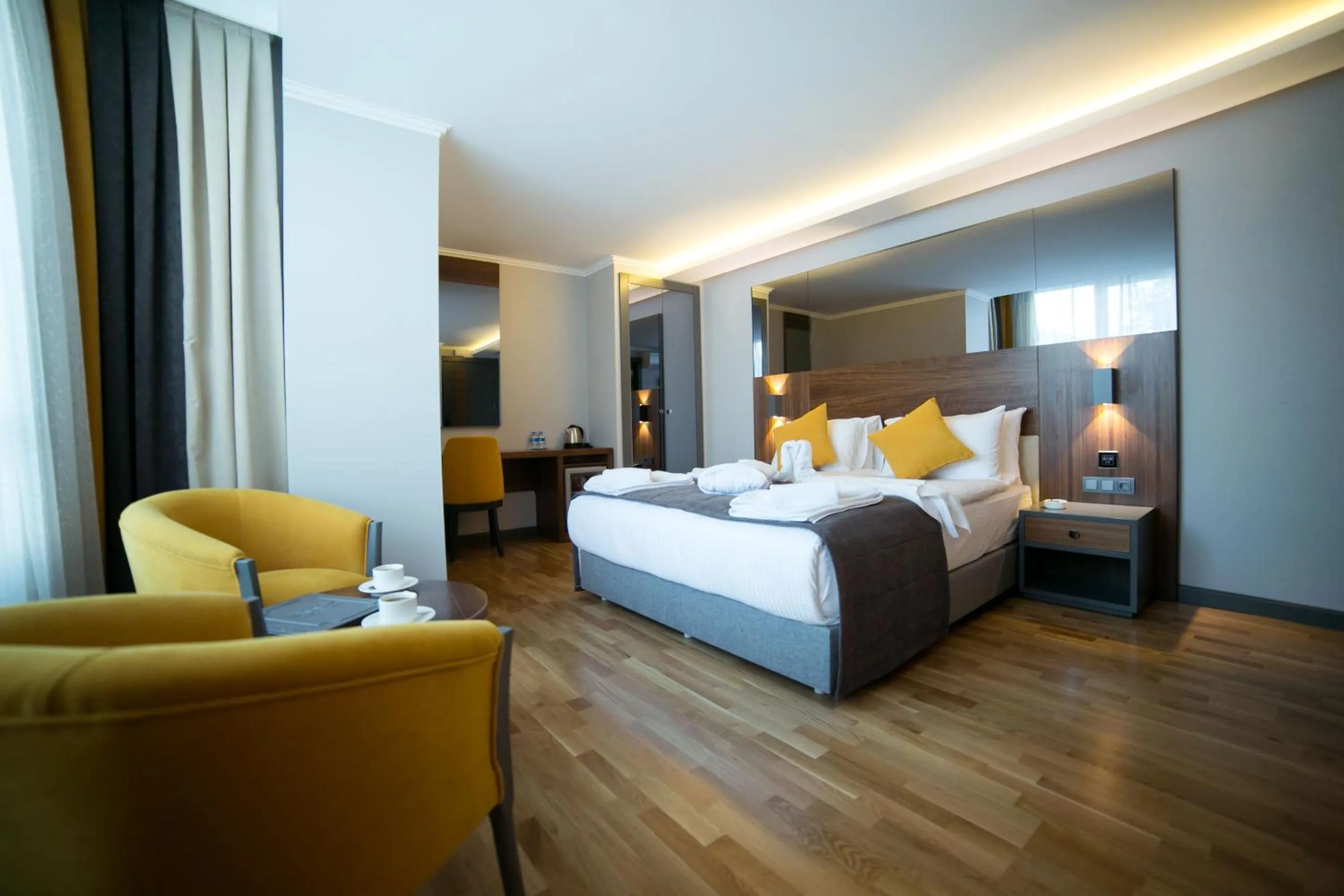 Other in Ankacity Suit Flat