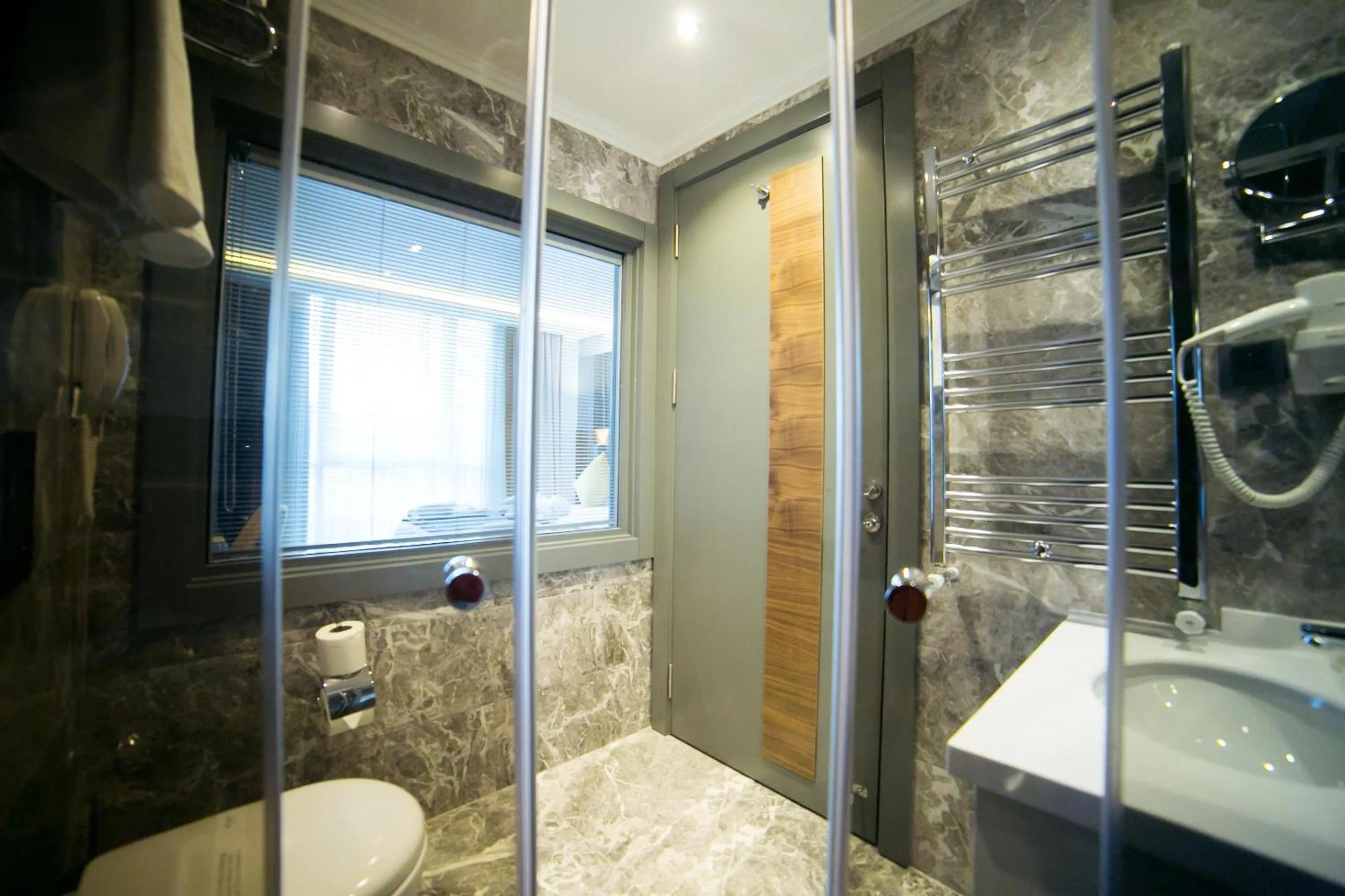 Shower in Ankacity Suit Flat