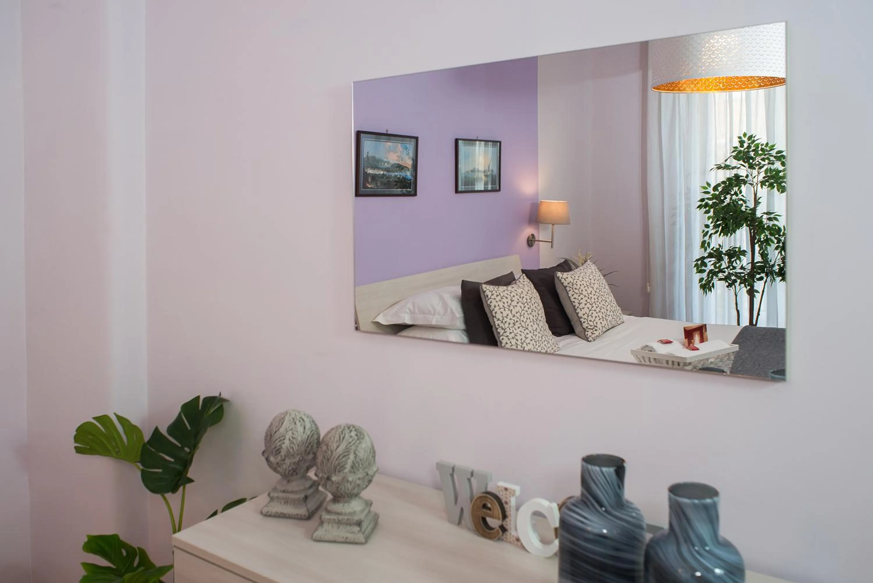 Decorative detail in Residenza Flegrea