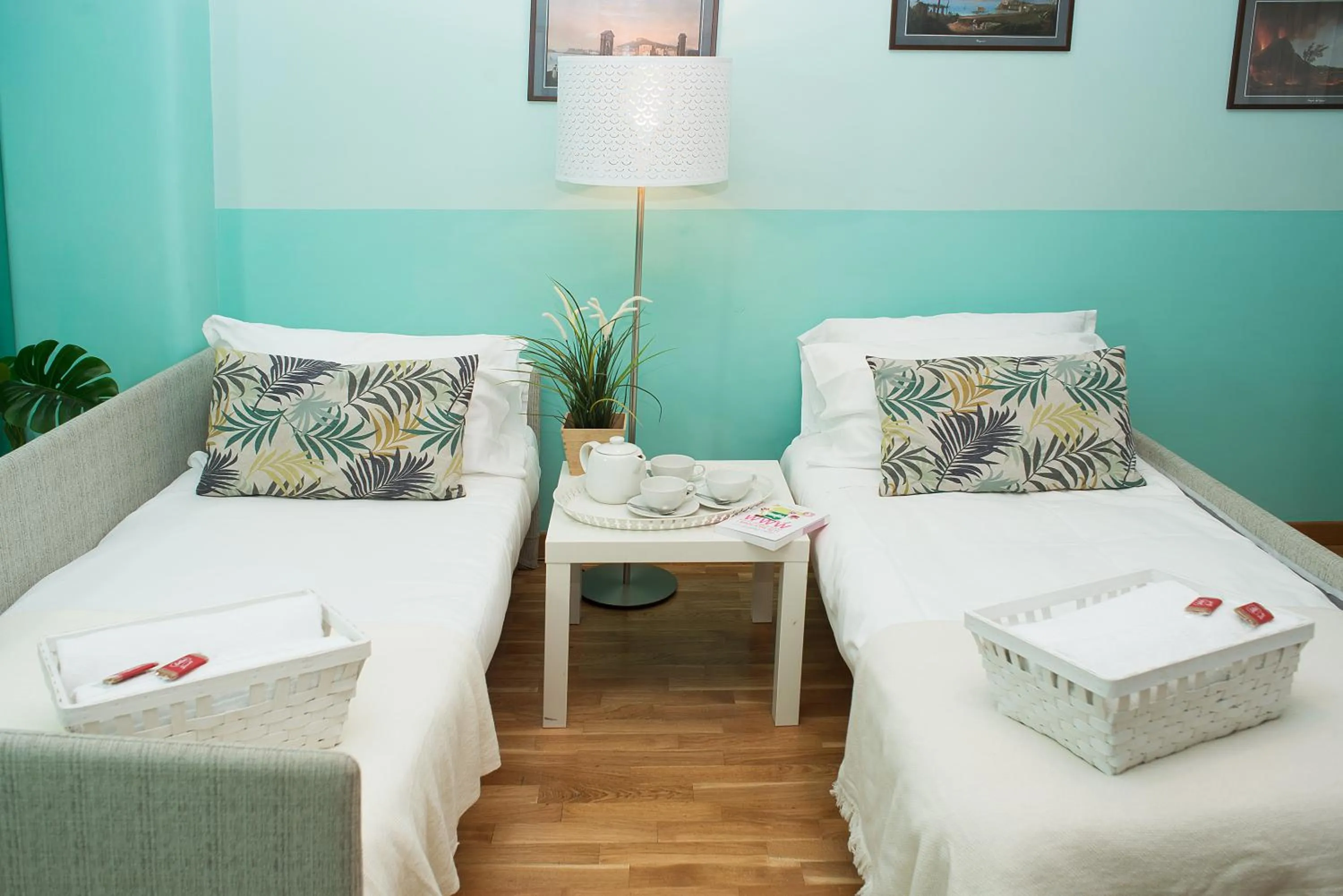 Photo of the whole room, Bed in Residenza Flegrea