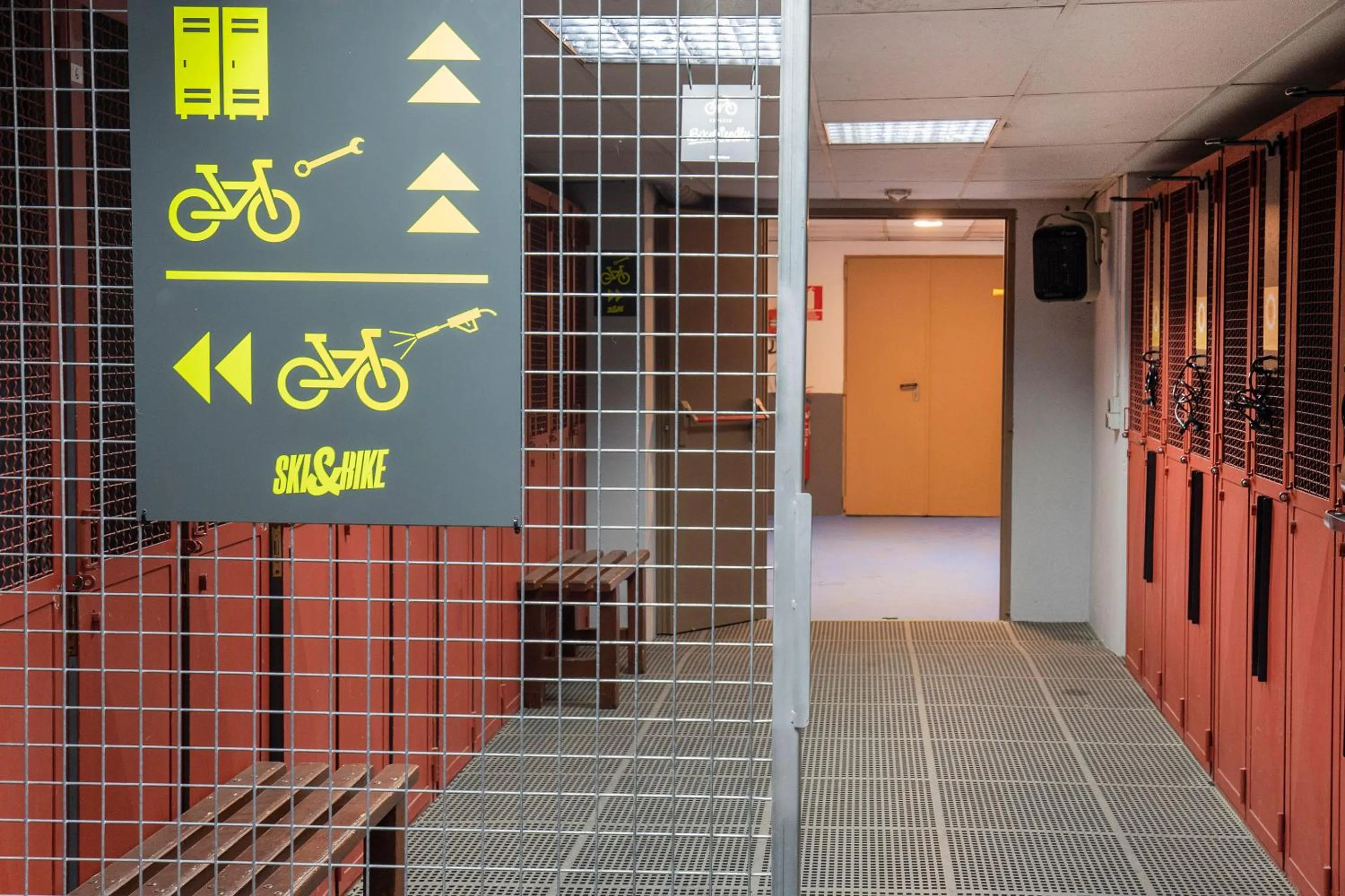 Cycling in Hotel Himàlaia Soldeu by Nexta