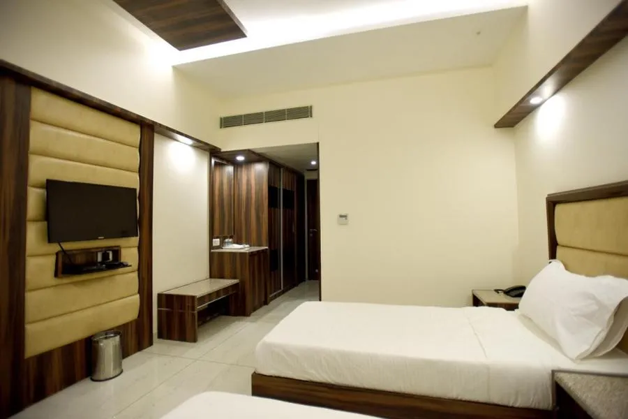 Bedroom, Bed in Hotel Sach Regency