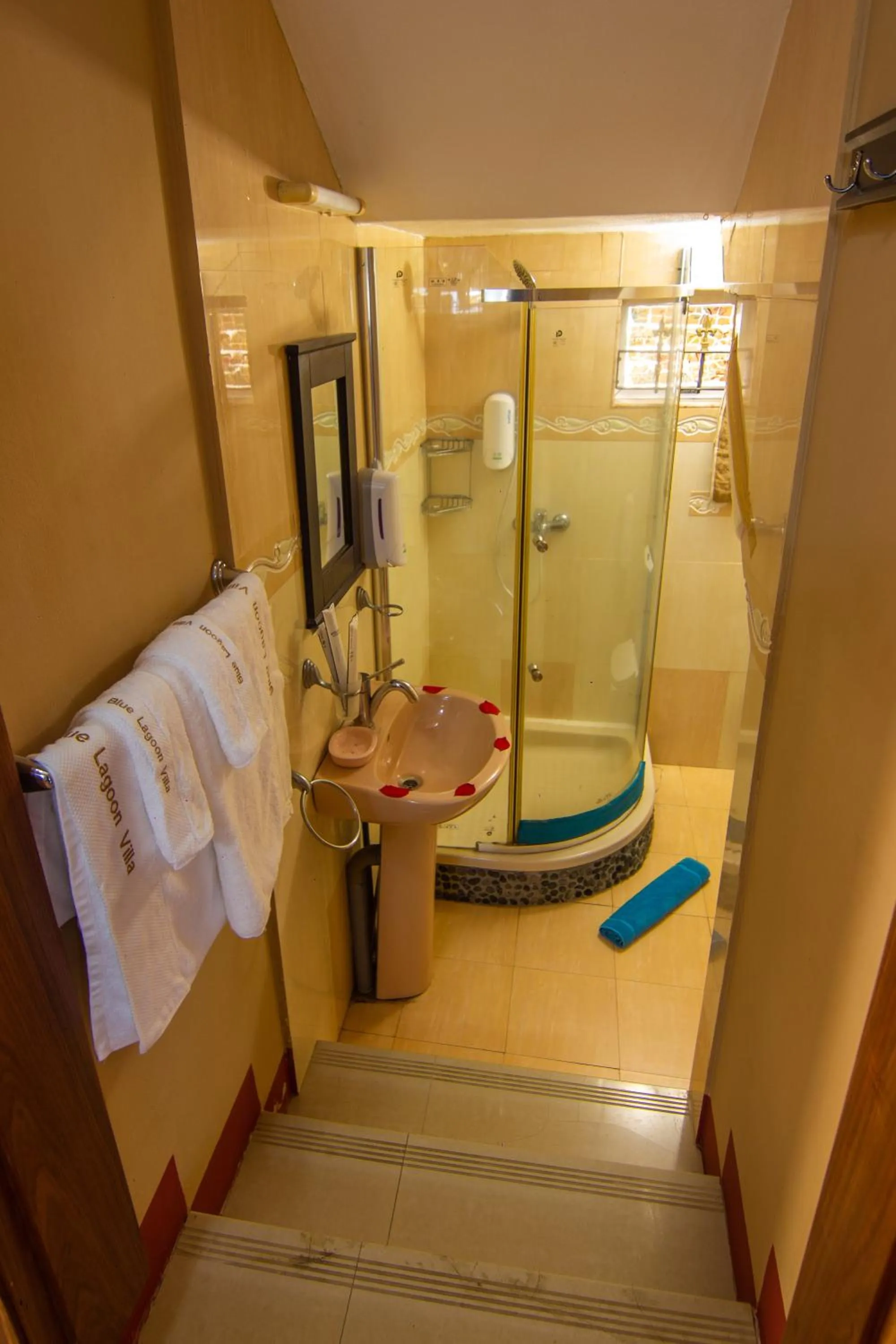 Bathroom in Blue Lagoon Villa