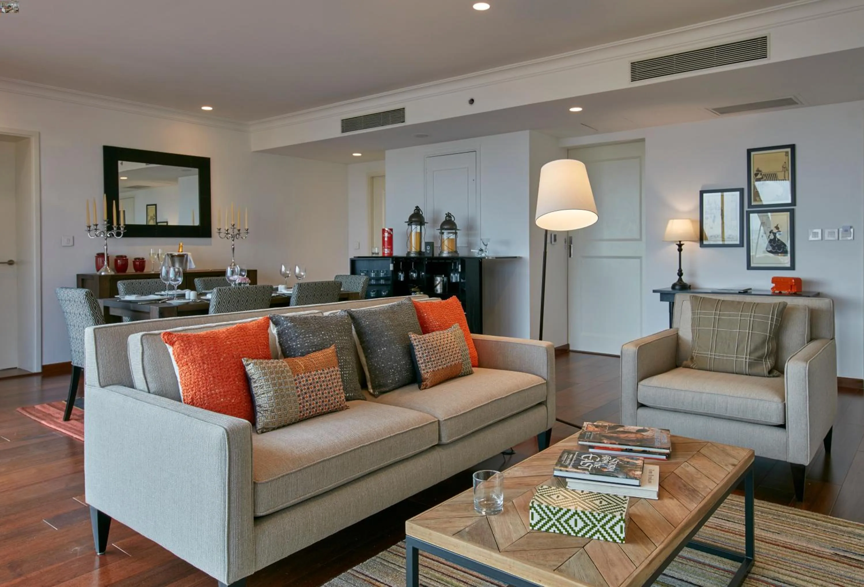 Living room in The Waverly Hotel & Residences