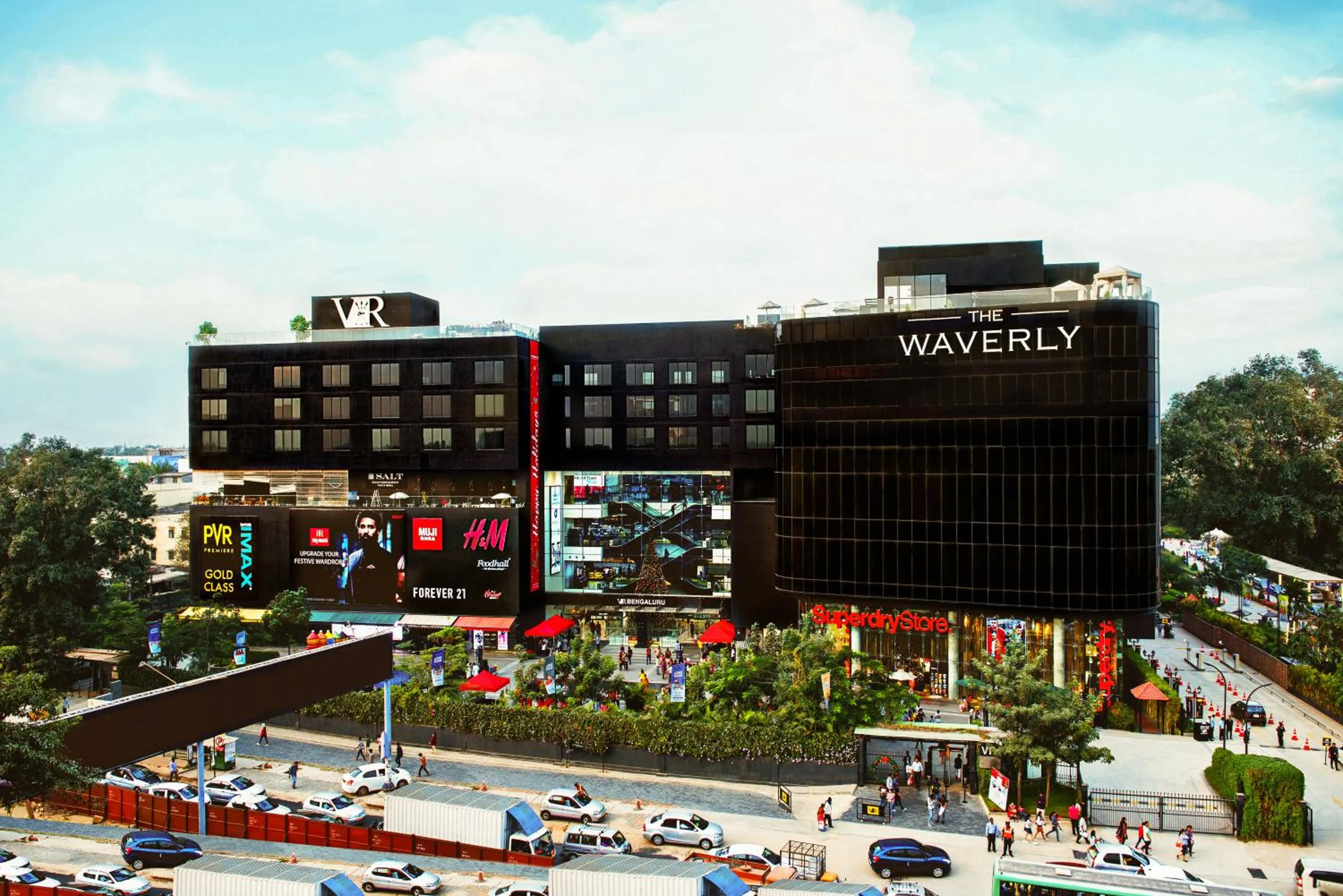 Facade/entrance in The Waverly Hotel & Residences