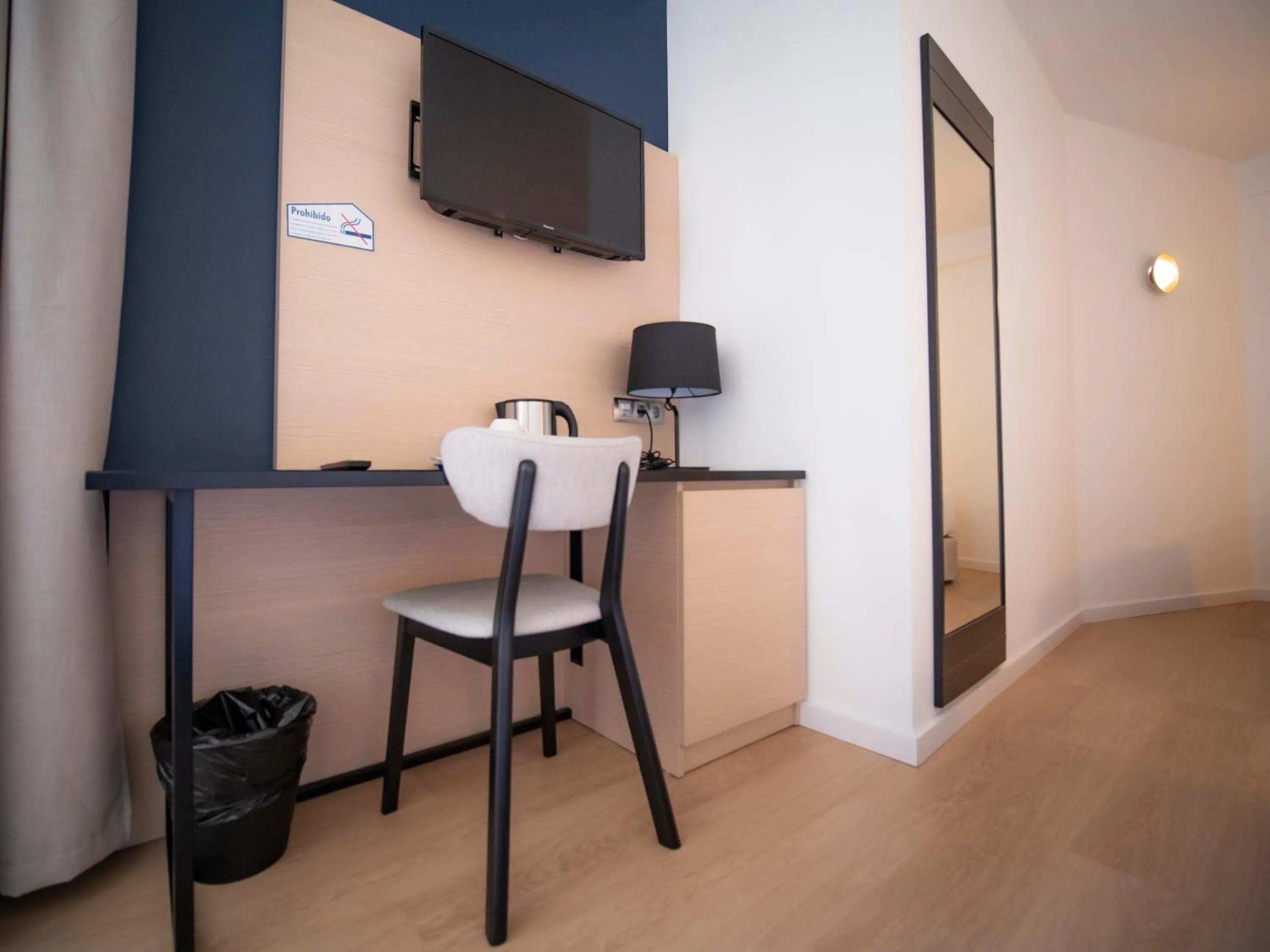 TV and multimedia in Hotel Roc Meler