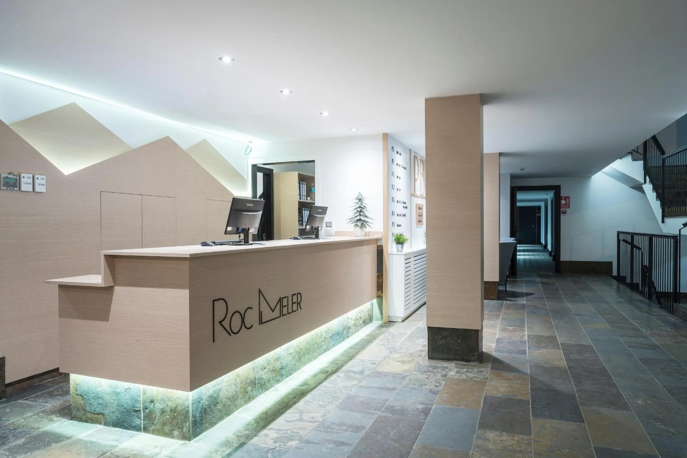 Lobby or reception in Hotel Roc Meler