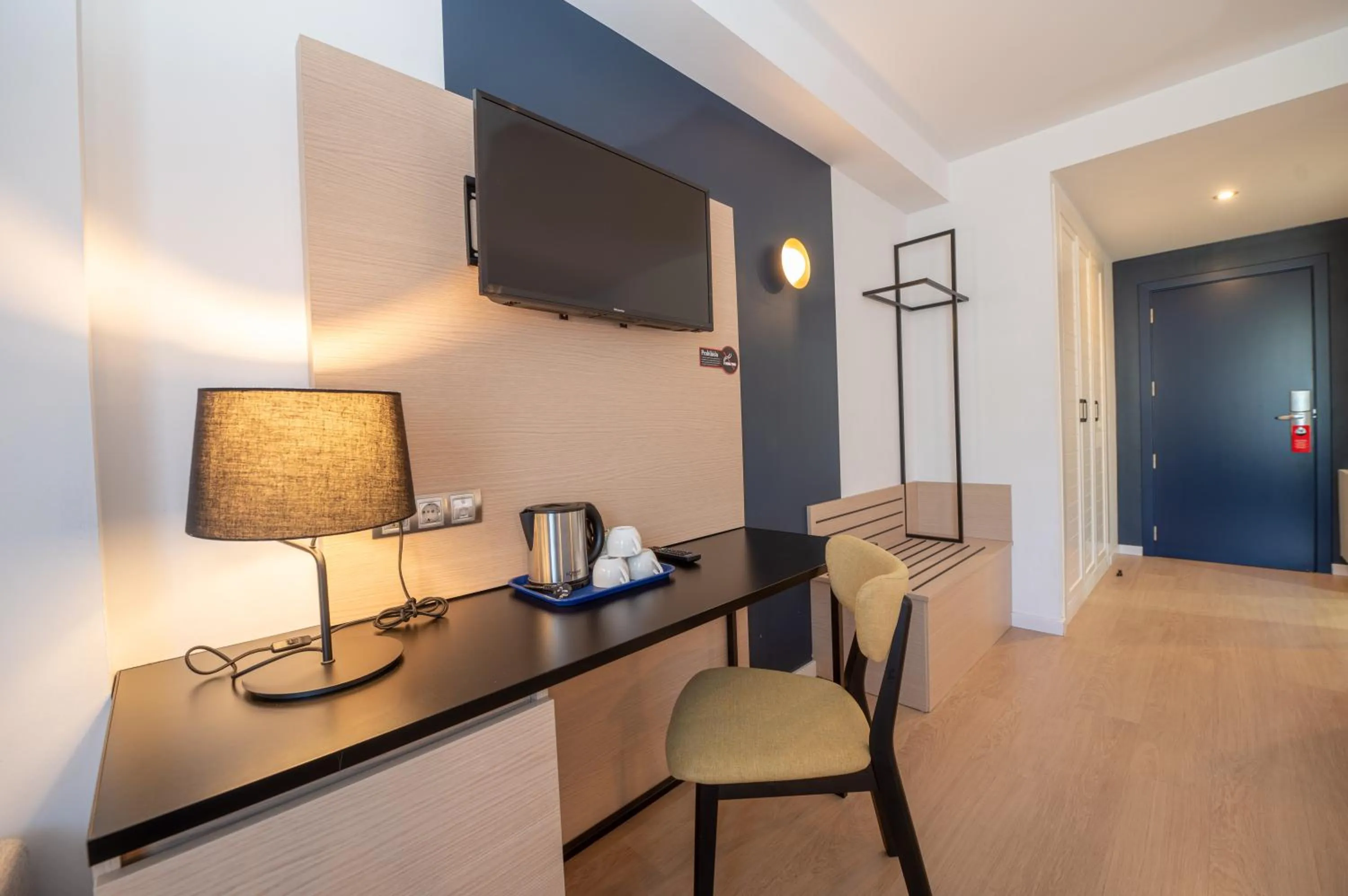 TV and multimedia in Hotel Roc Meler