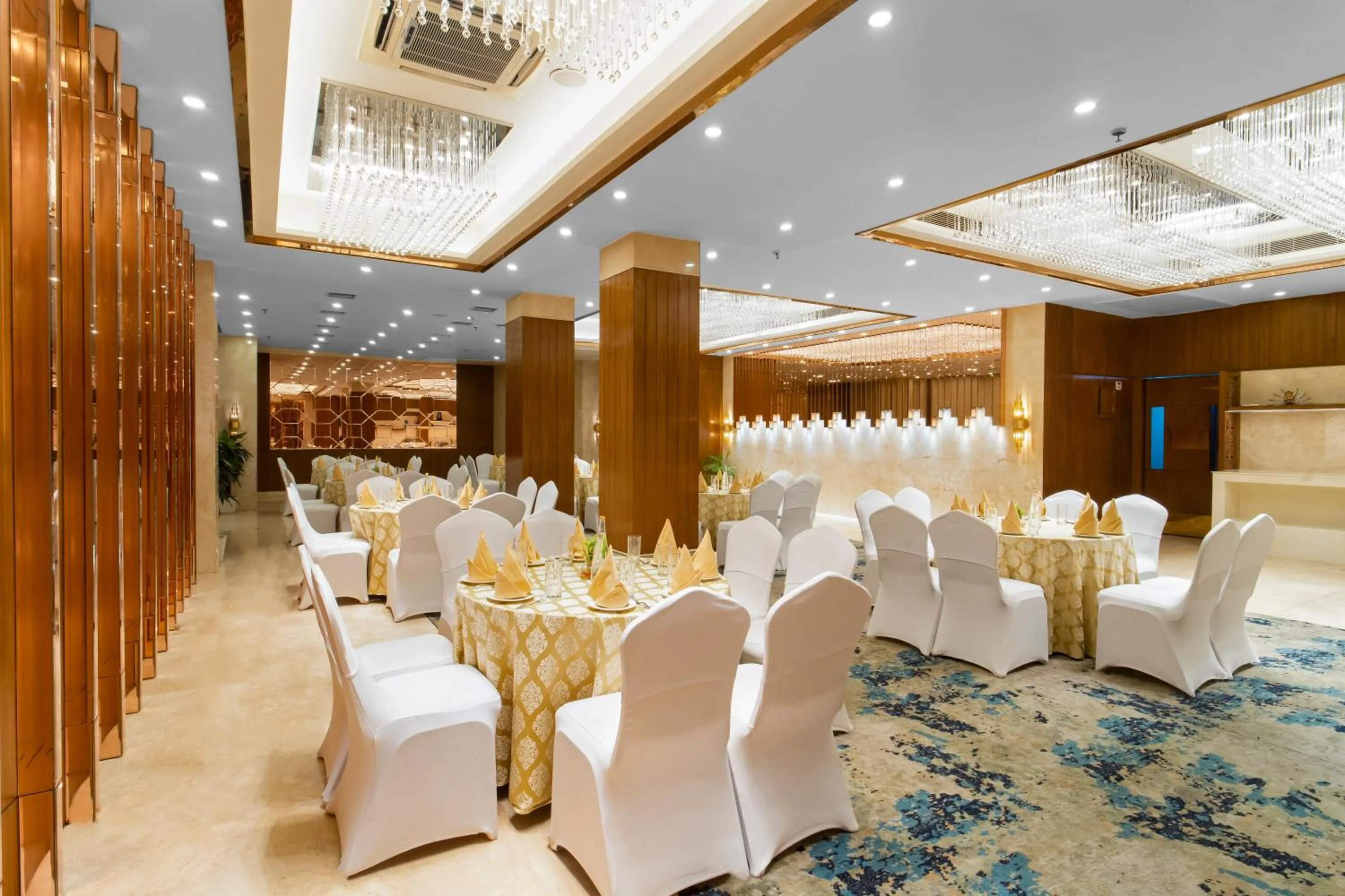 Banquet/Function facilities in Grand Plaza Lords Inn Jammu