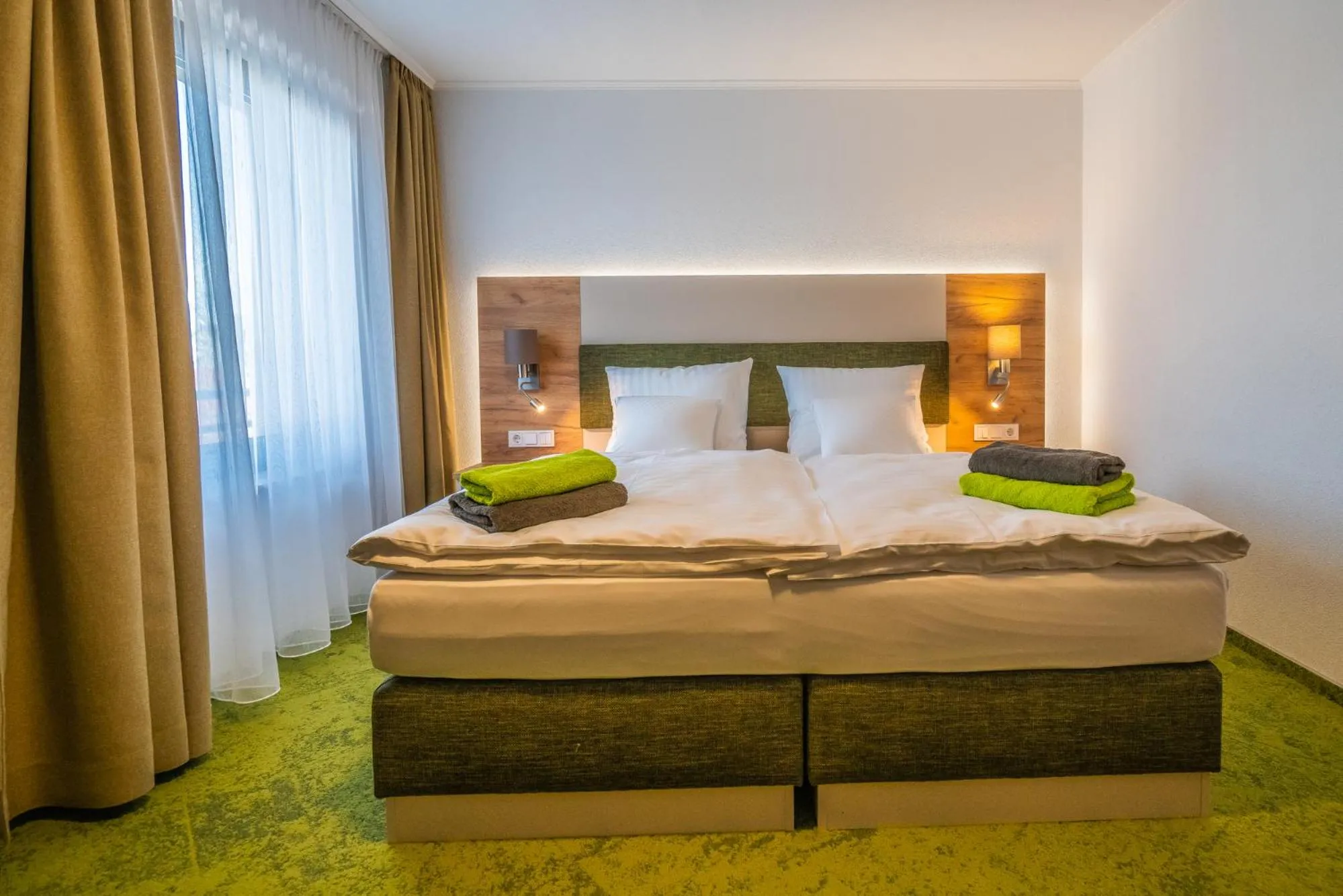 Photo of the whole room, Bed in Hotel-Pension Treppengasse Nr 6