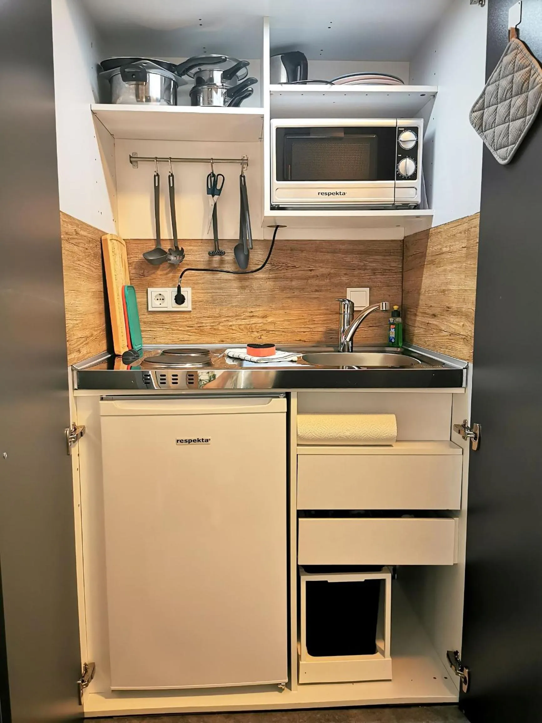 Kitchen or kitchenette in Hotel-Pension Treppengasse Nr 6