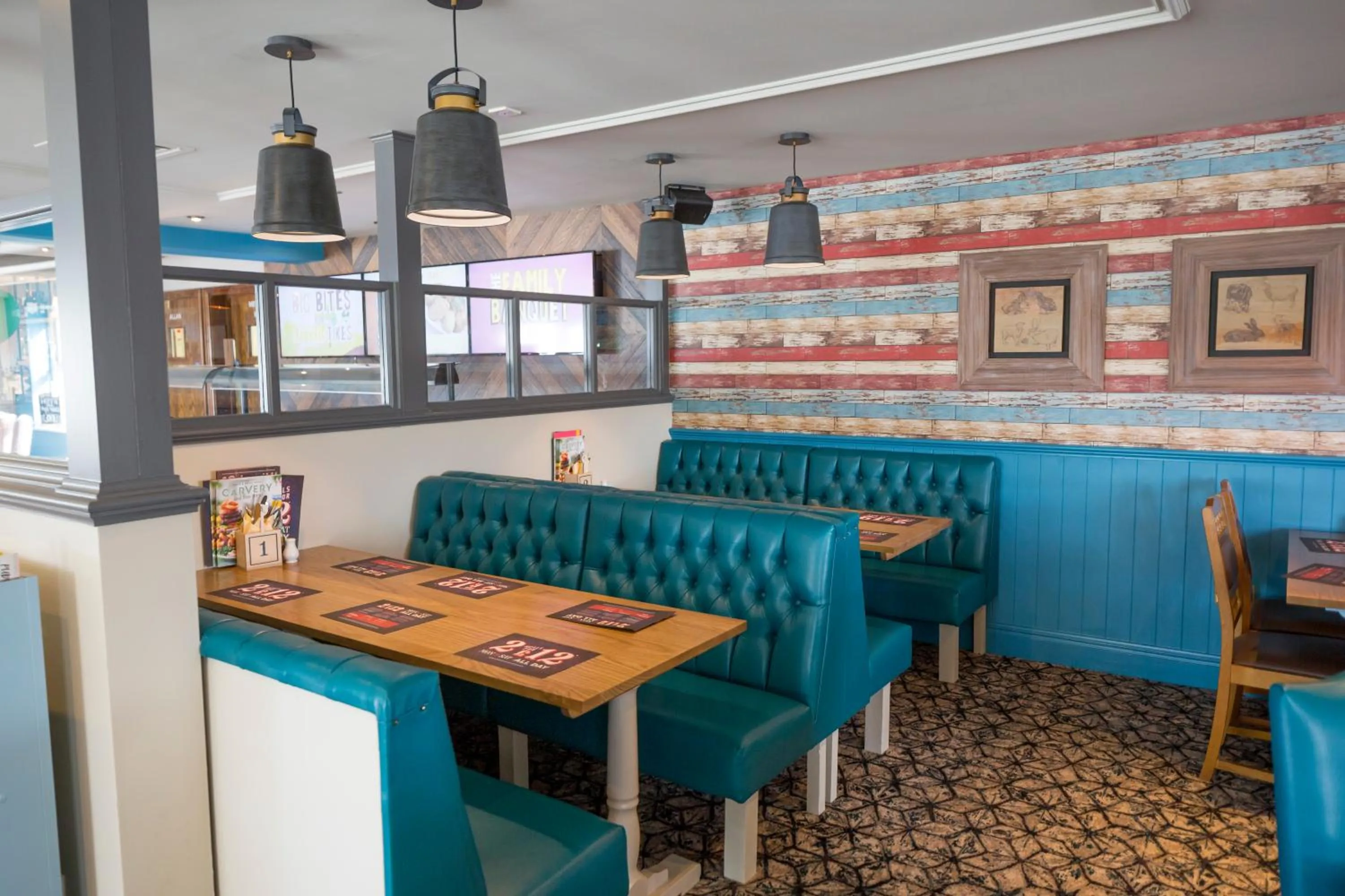 Lounge or bar in Sessile Oak, Llanelli by Marston's Inns