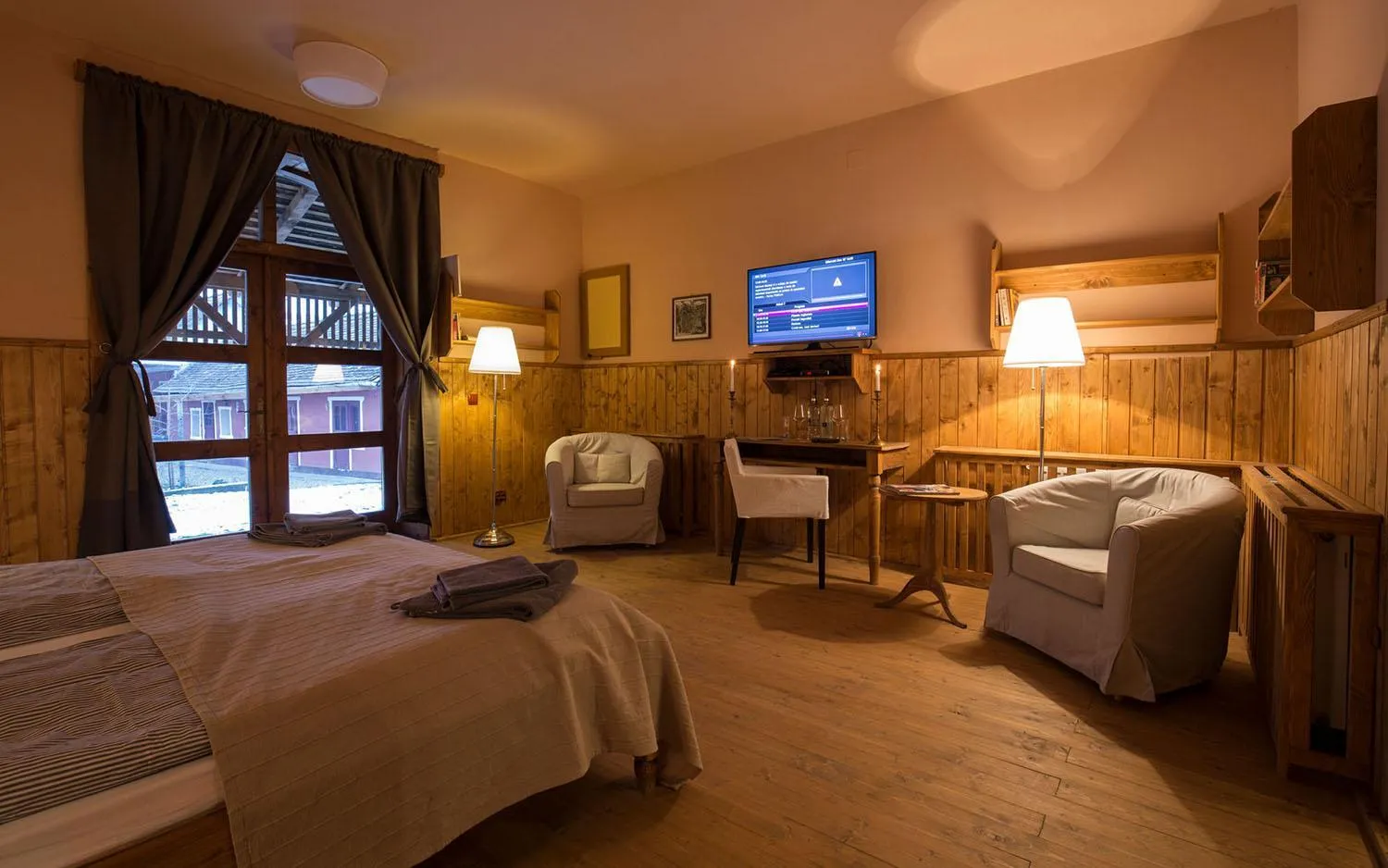 Photo of the whole room, Bed in Valea Verde Retreat Transilvania