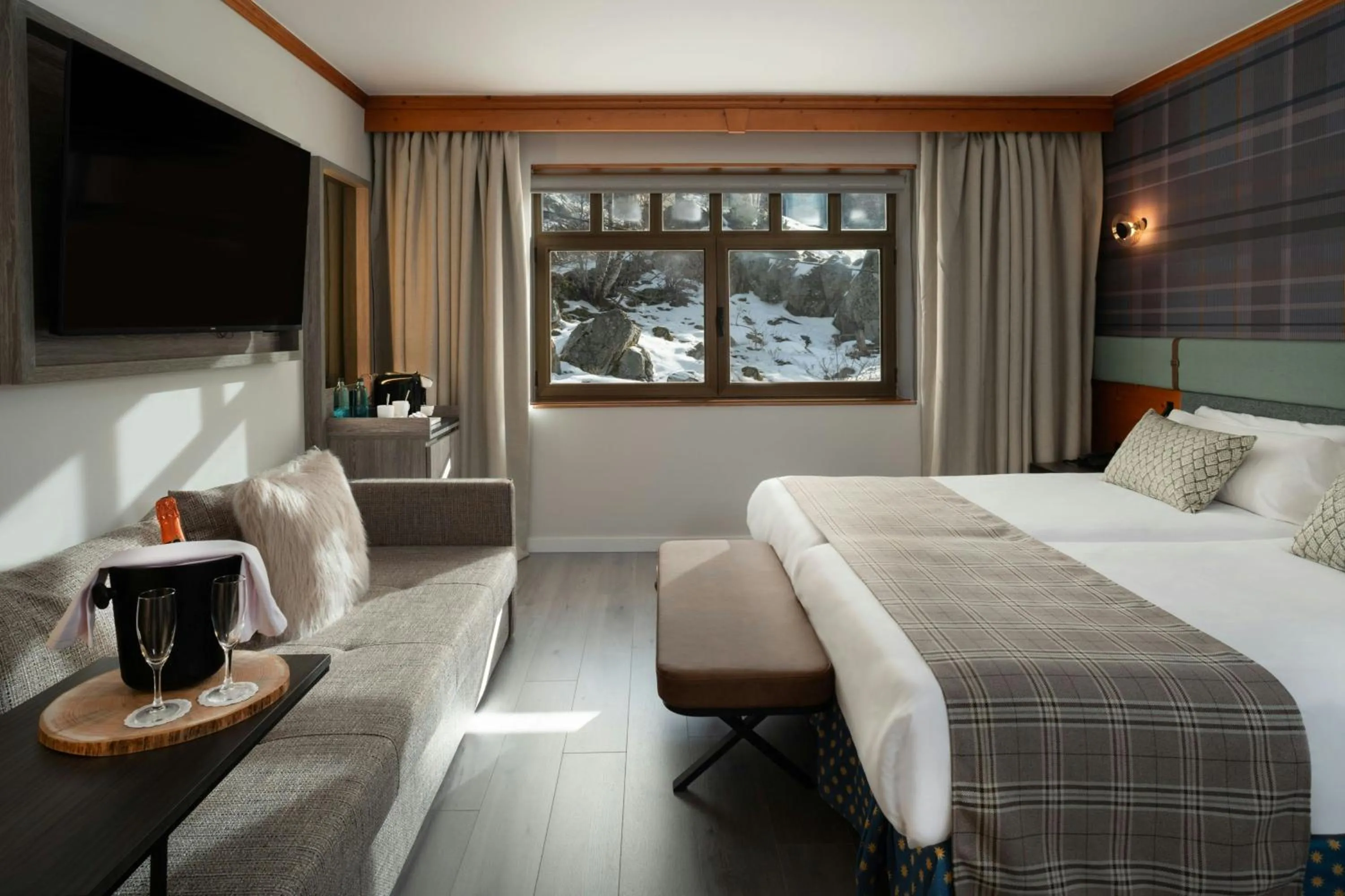 Photo of the whole room, Bed in Hotel Euroski Mountain Resort & Spa