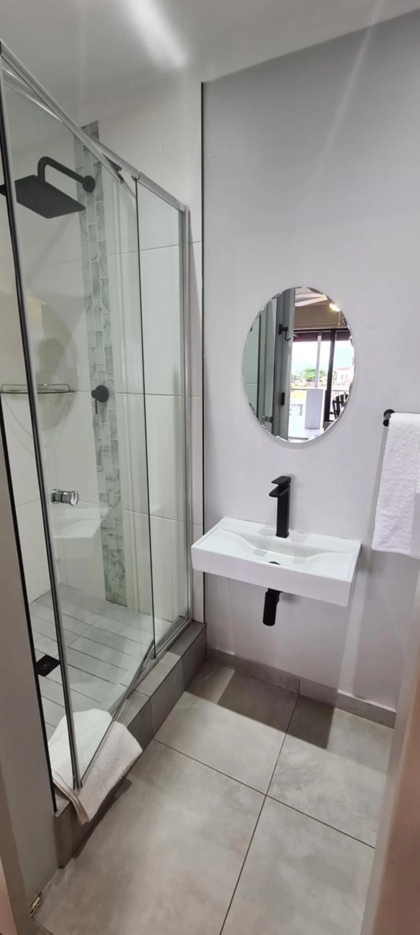 Shower in Greystone Guesthouse