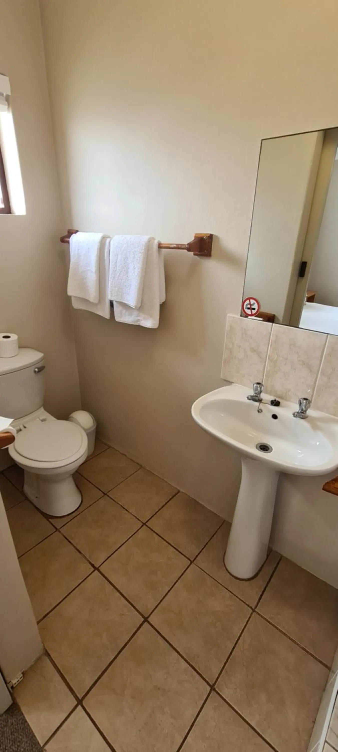 Toilet in Greystone Guesthouse