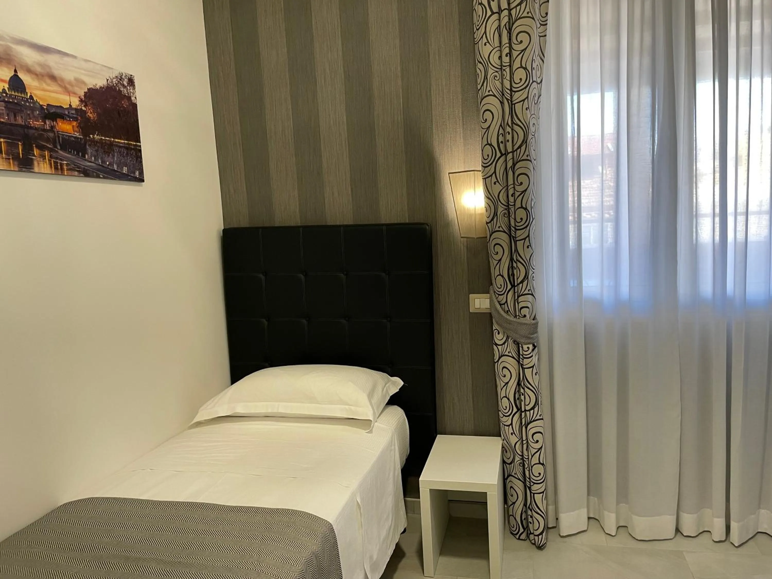 Bed in Dreams Roma B&B