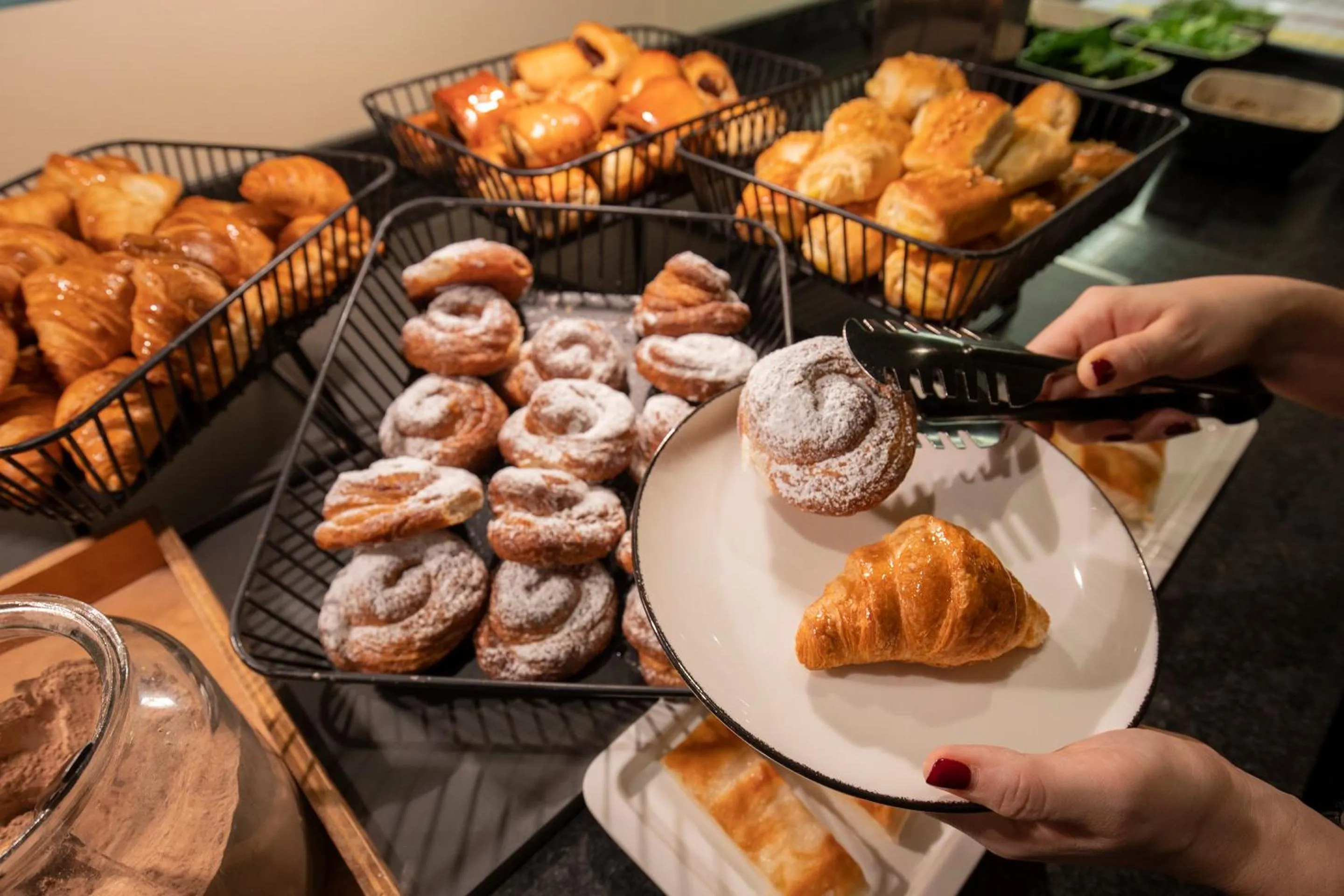 Buffet breakfast in Hotel Màgic Pas by Nexta