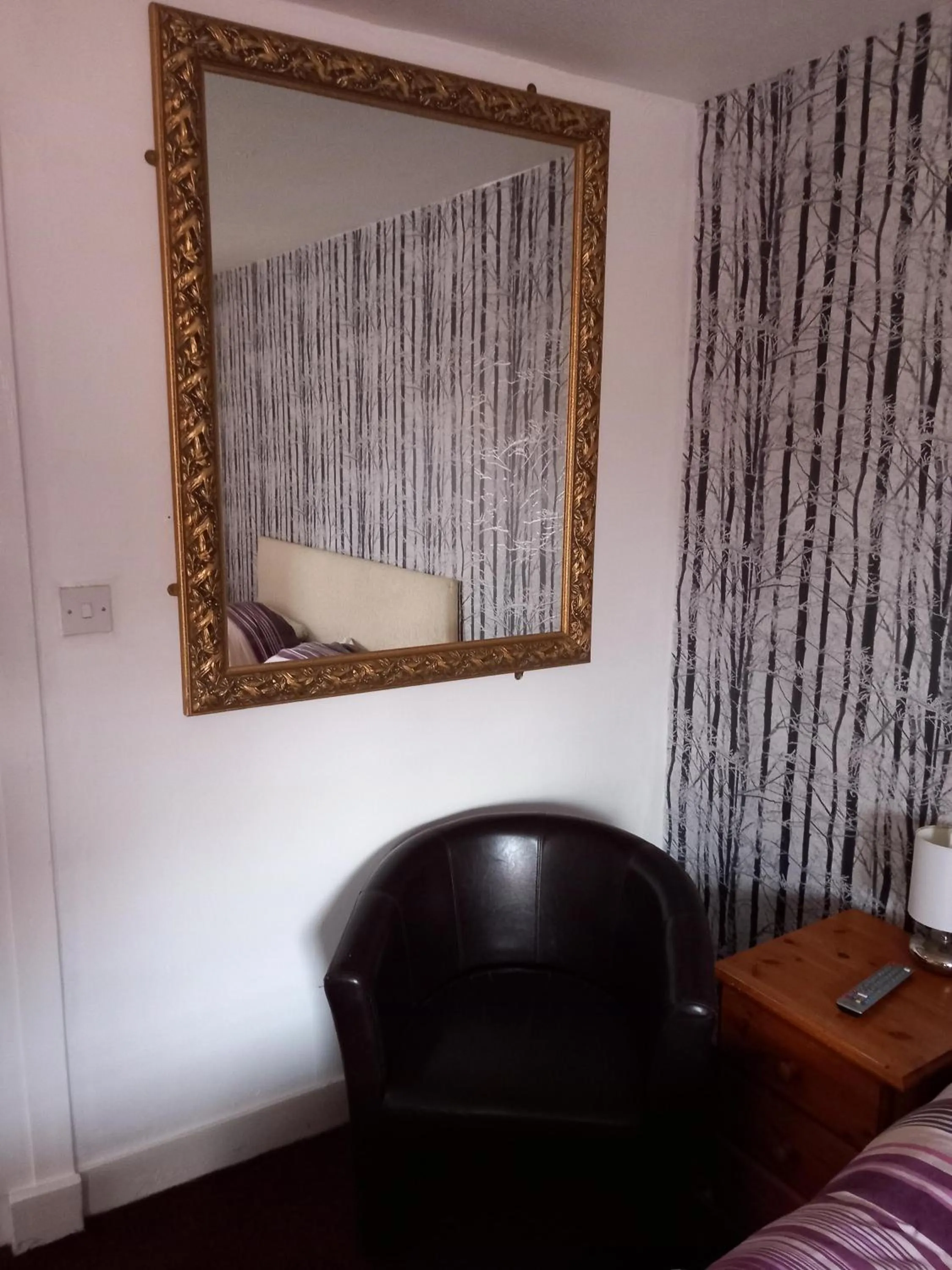 Bedroom in Aberdeen Arms Hotel Tarland