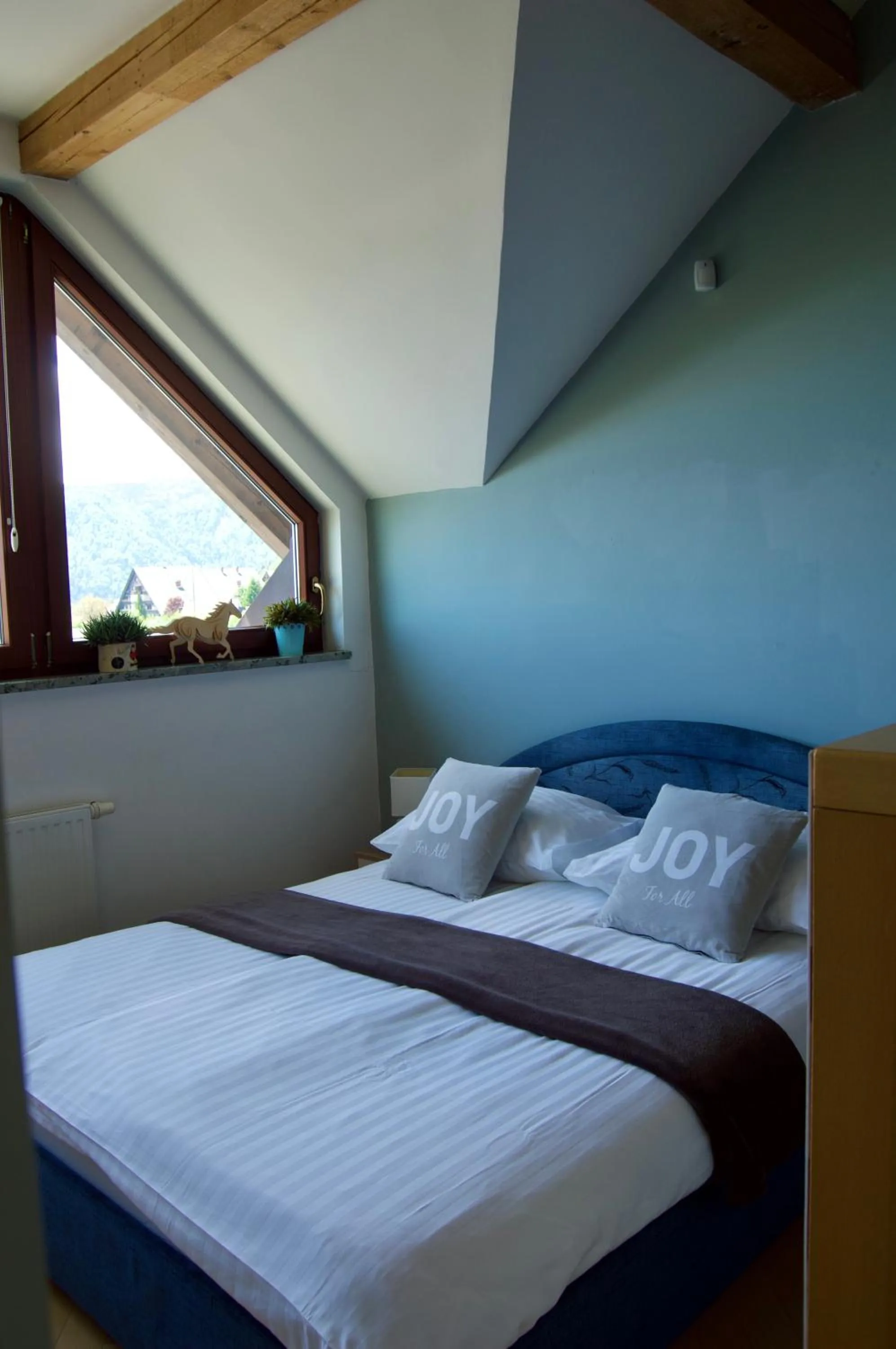 Bed in Rudi Hiti's Guest House