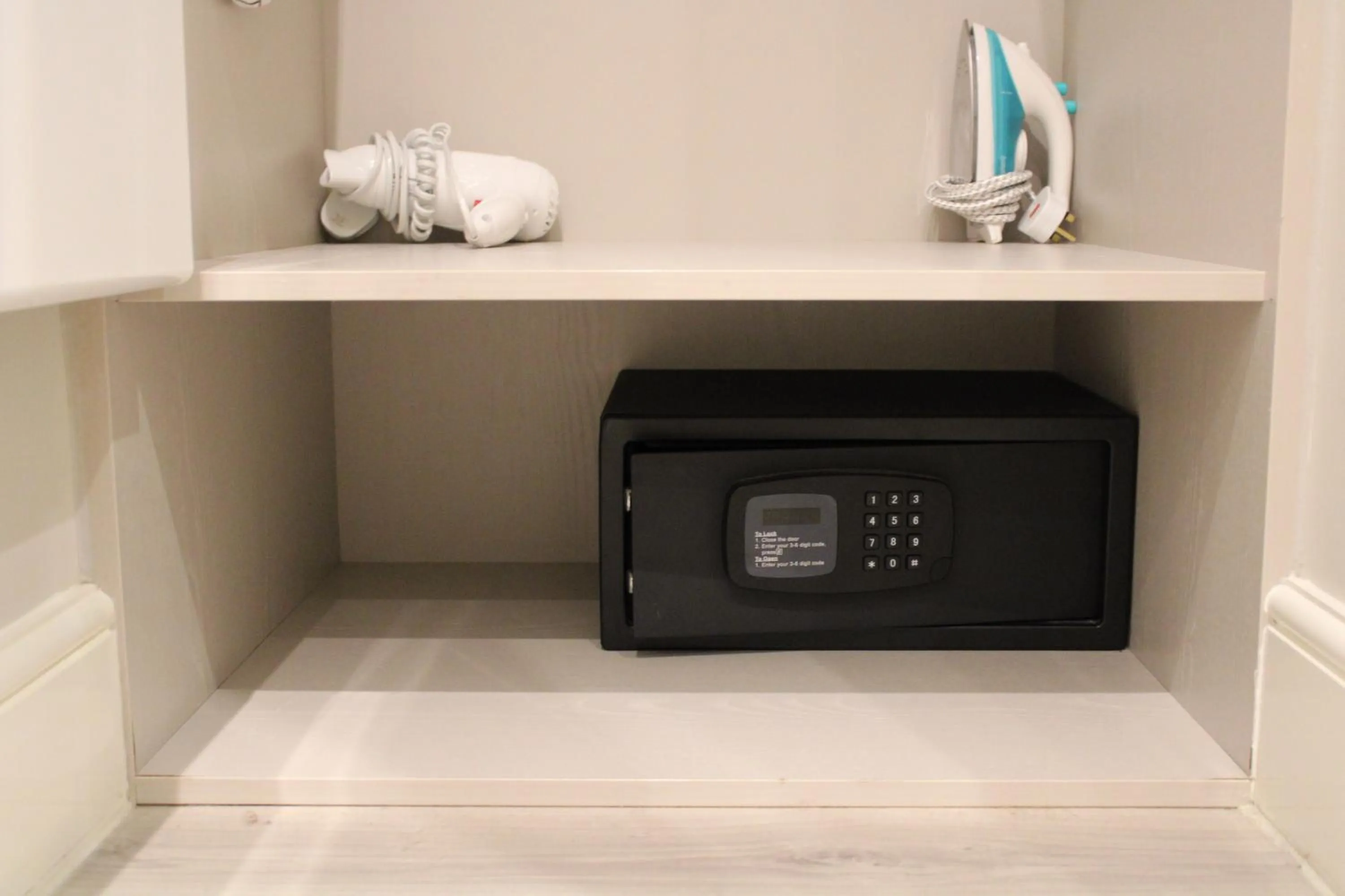 flat iron in NOX Kensington