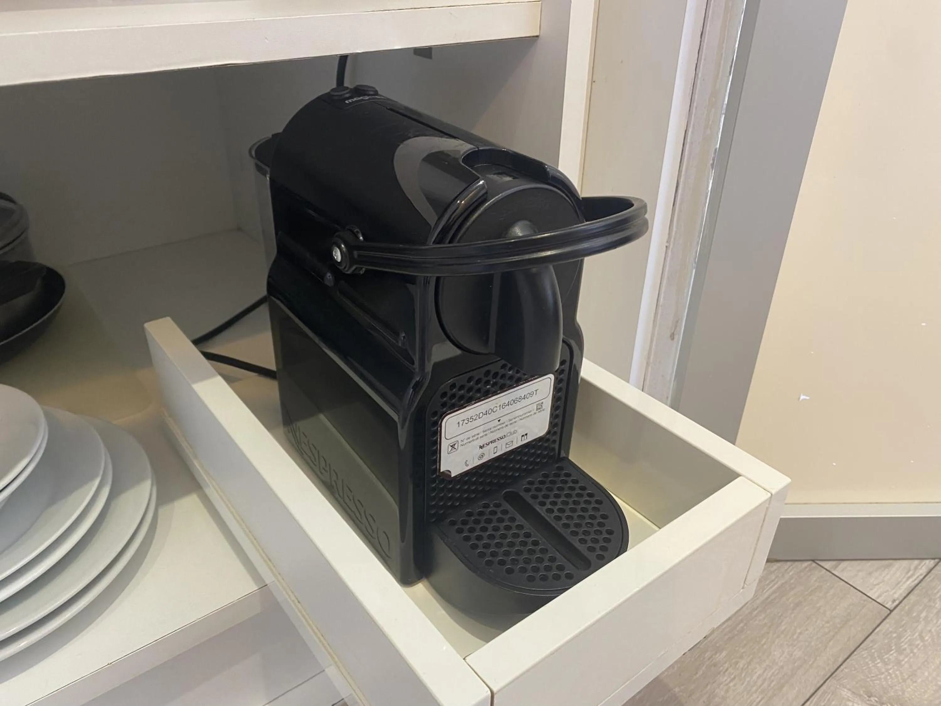 Coffee/tea facilities in NOX Kensington