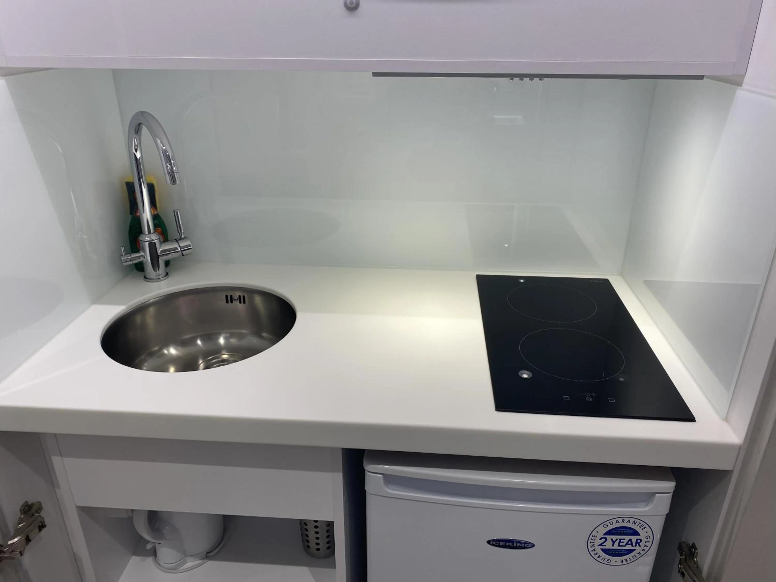 Kitchen or kitchenette in NOX Kensington